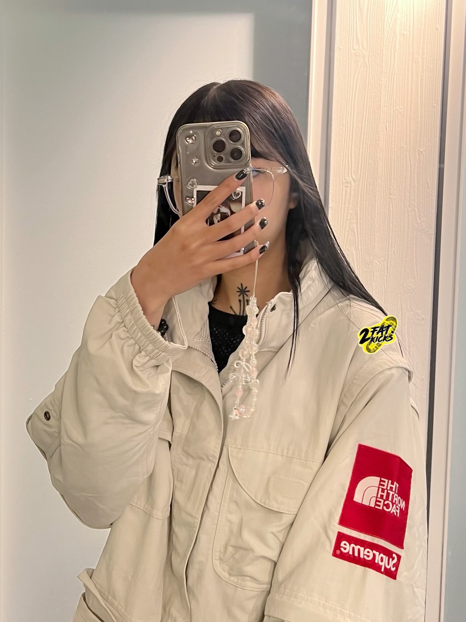 Supreme x The North Face Trekking Convertible Jacket Stone - 22SS 착용 스타일 - 2