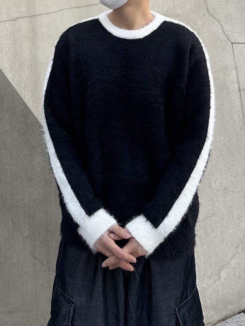 Maison Mihara Yasuhiro Blakey OG Sole Canvas Low-top Sneakers Black White, Maison Mihara Yasuhiro Blakey OG Sole Leather Low-top Sneakers Black 착용 스타일 - 4
