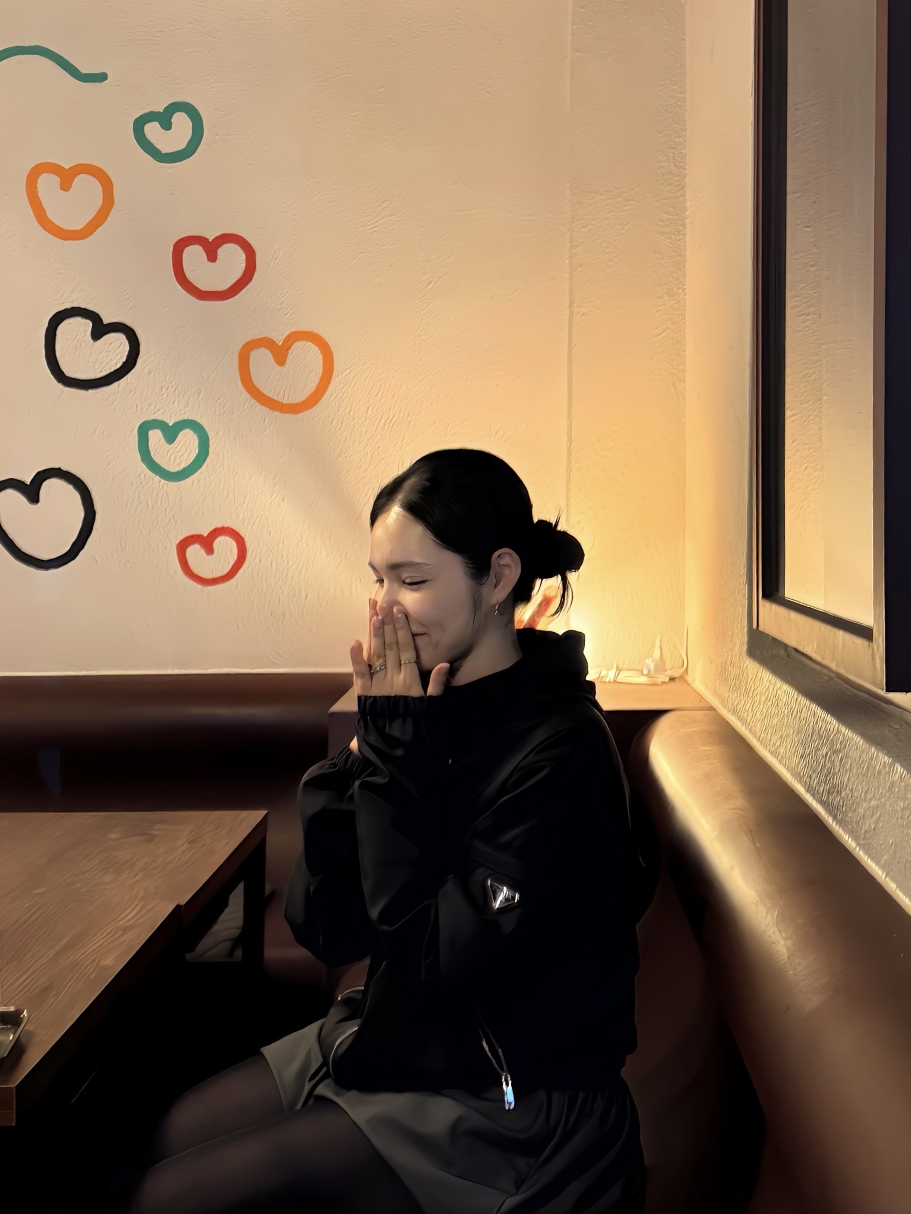 Prada Triangle Logo Jacket Black 착용 스타일 - 1