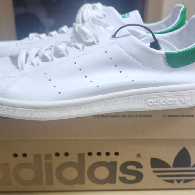 Adidas Stan Smith Decon Cloud White Green 착용 스타일 - 2