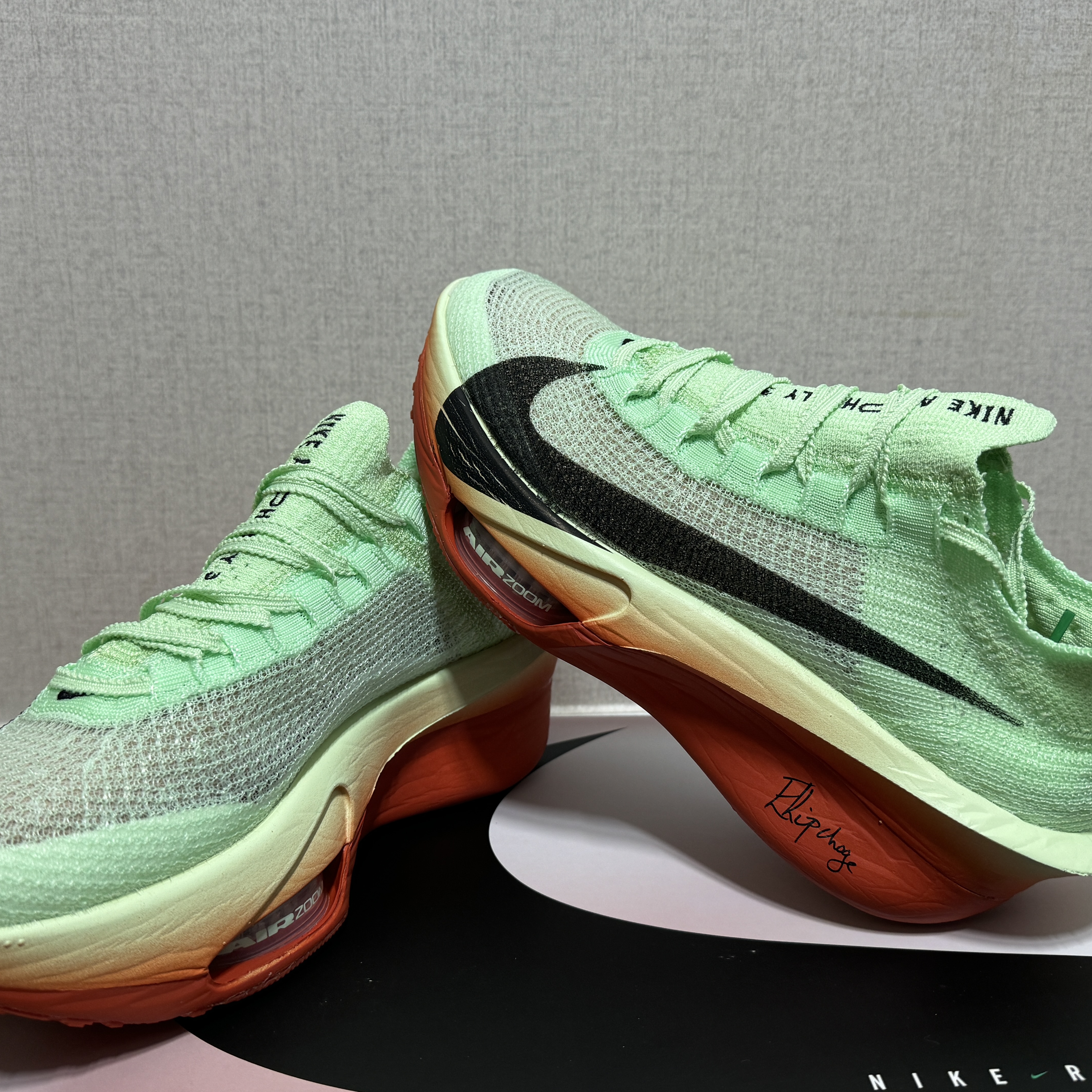 Nike Air Zoom Alphafly Next% 3 Eliud Kipchoge 착용 스타일 - 2