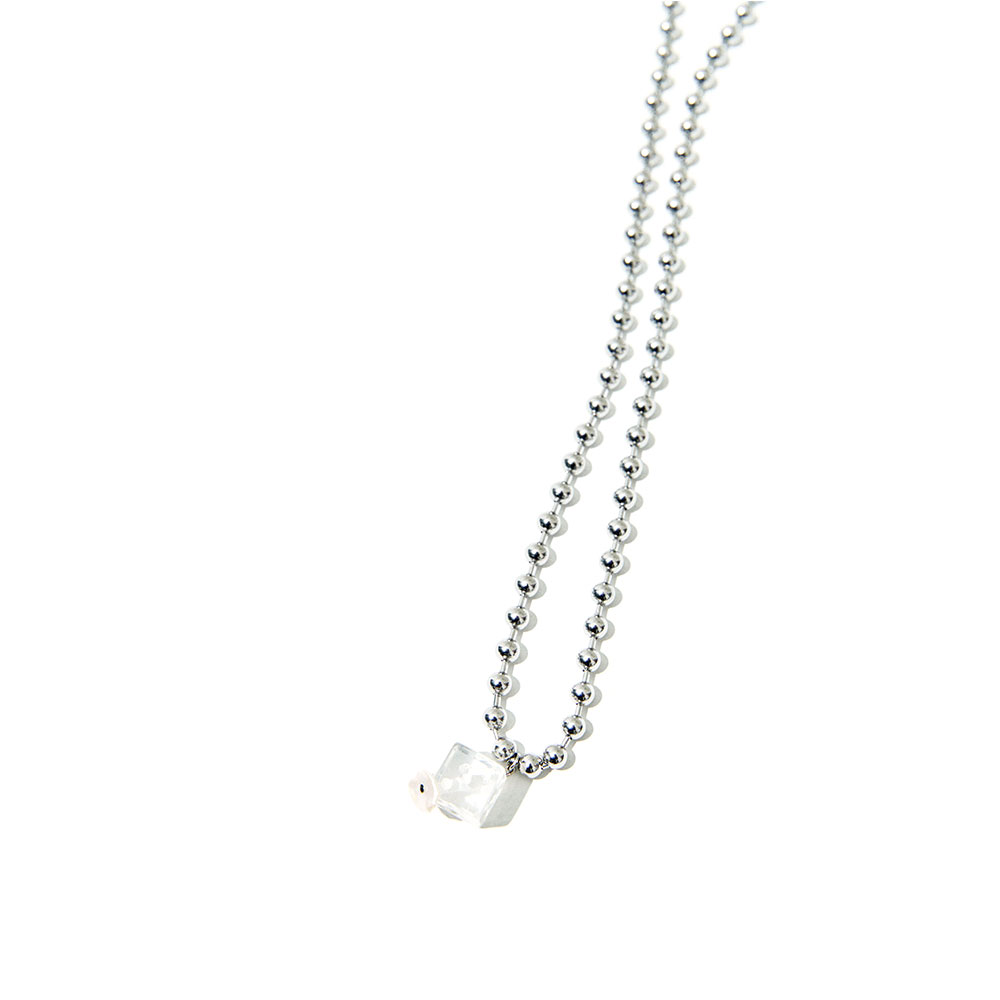 니로 세렌디피티 아크릴 다이스 & 펄 네크리스(NiRO.SERENDiPiTY Acrylic Dice N Pearl Necklace #51) - 2