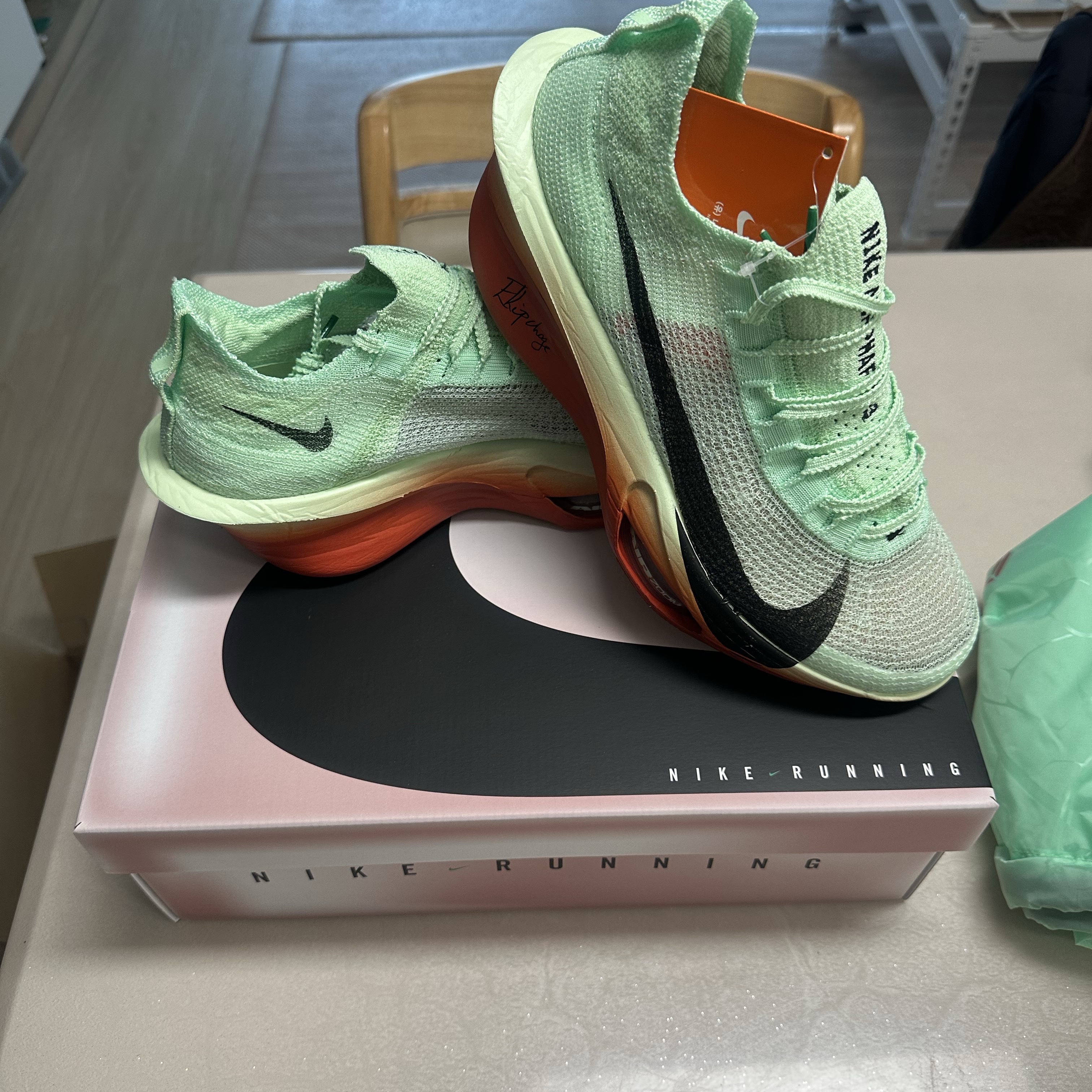 Nike Air Zoom Alphafly Next% 3 Eliud Kipchoge 착용 스타일 - 7
