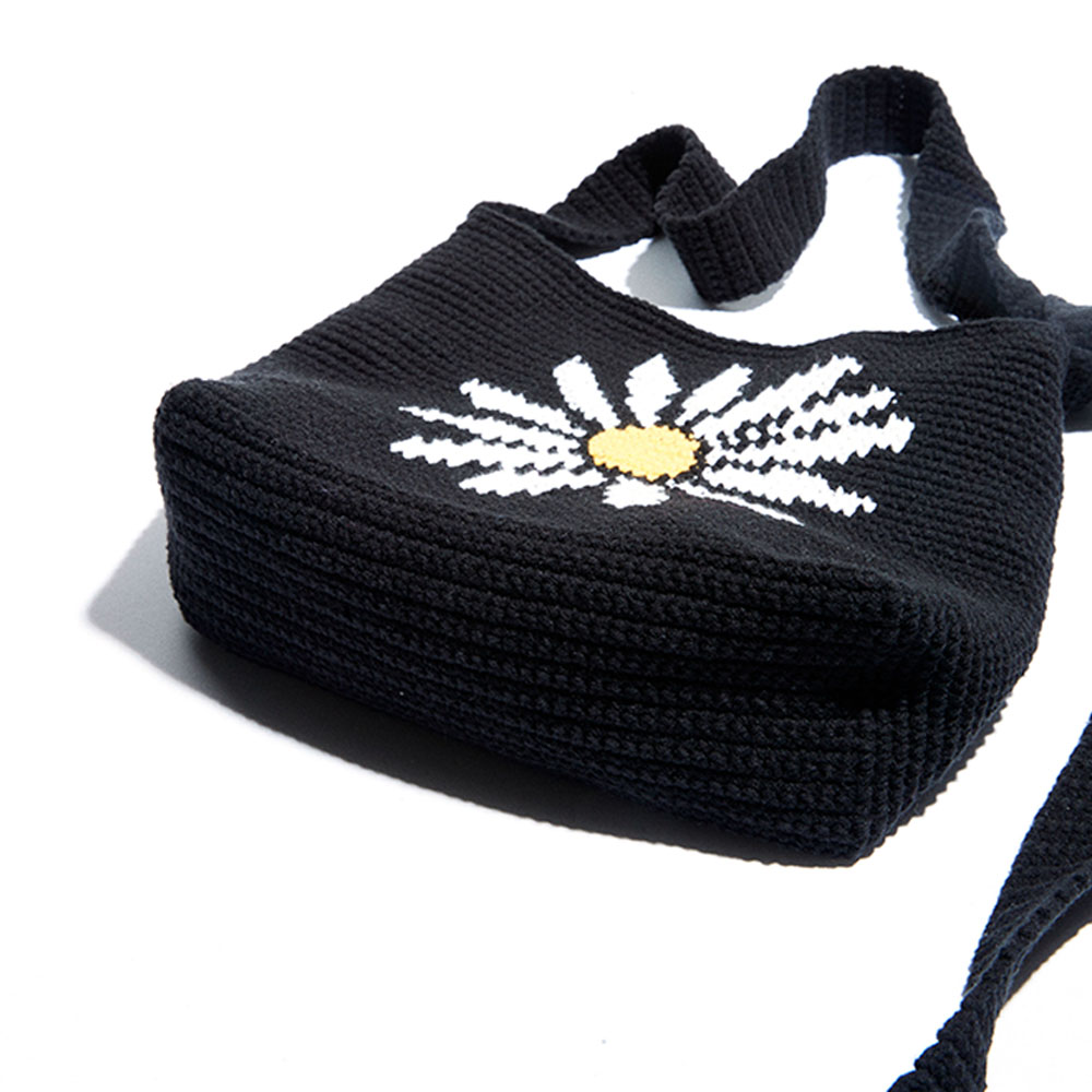 니로 세렌디피티 니로 세렌디피티 데이지 니트 숄더백(NiRO.SERENDiPiTY NiRO.SERENDiPiTY Daisy Knit Shoulder Bag Black #940) - 3
