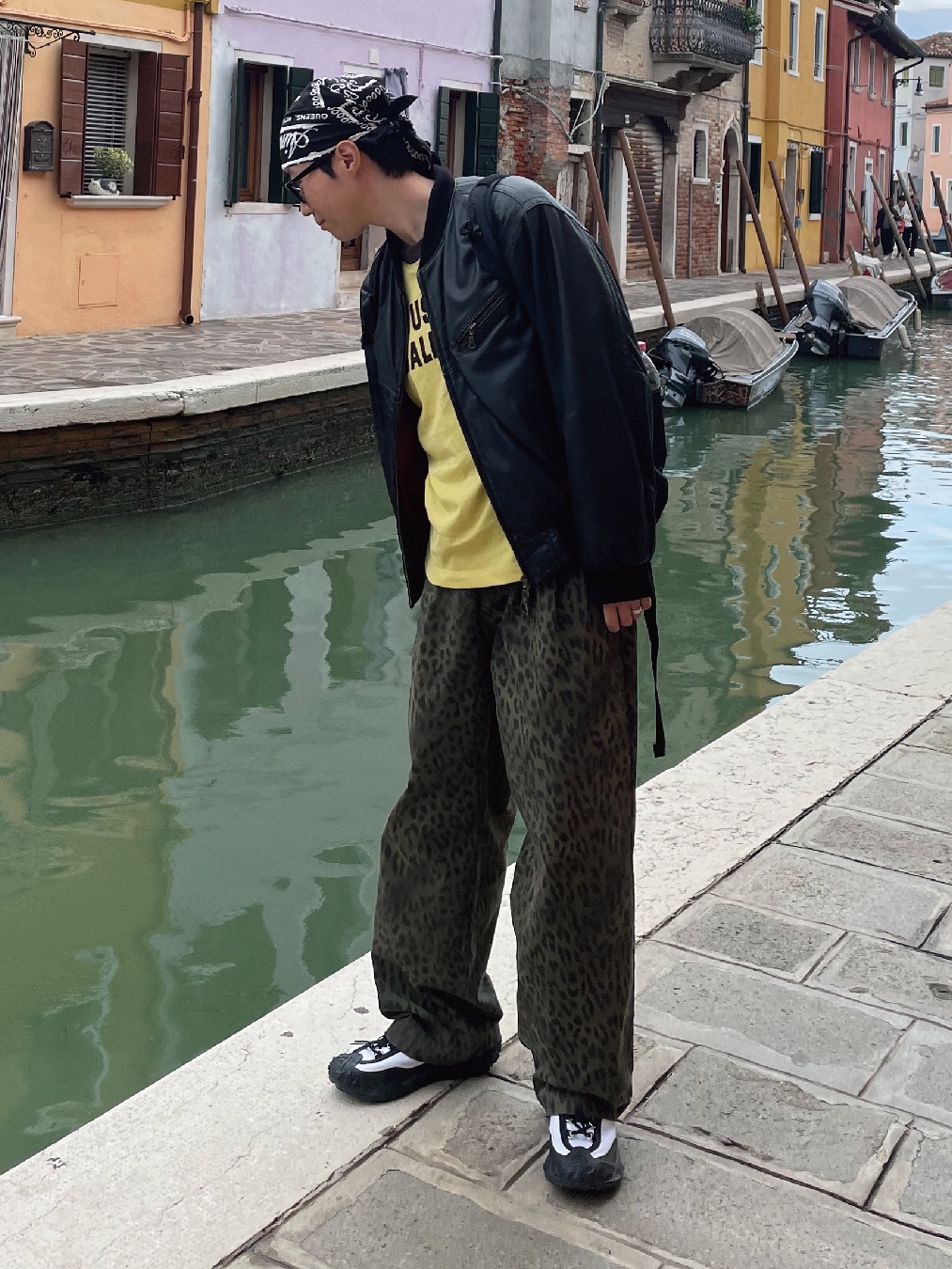 ersco Leopard Baggy Trousers Khaki, Nike x Comme des Garcons Homme Plus ACG Mountain Fly 2 Low Black White 착용 스타일 - 2