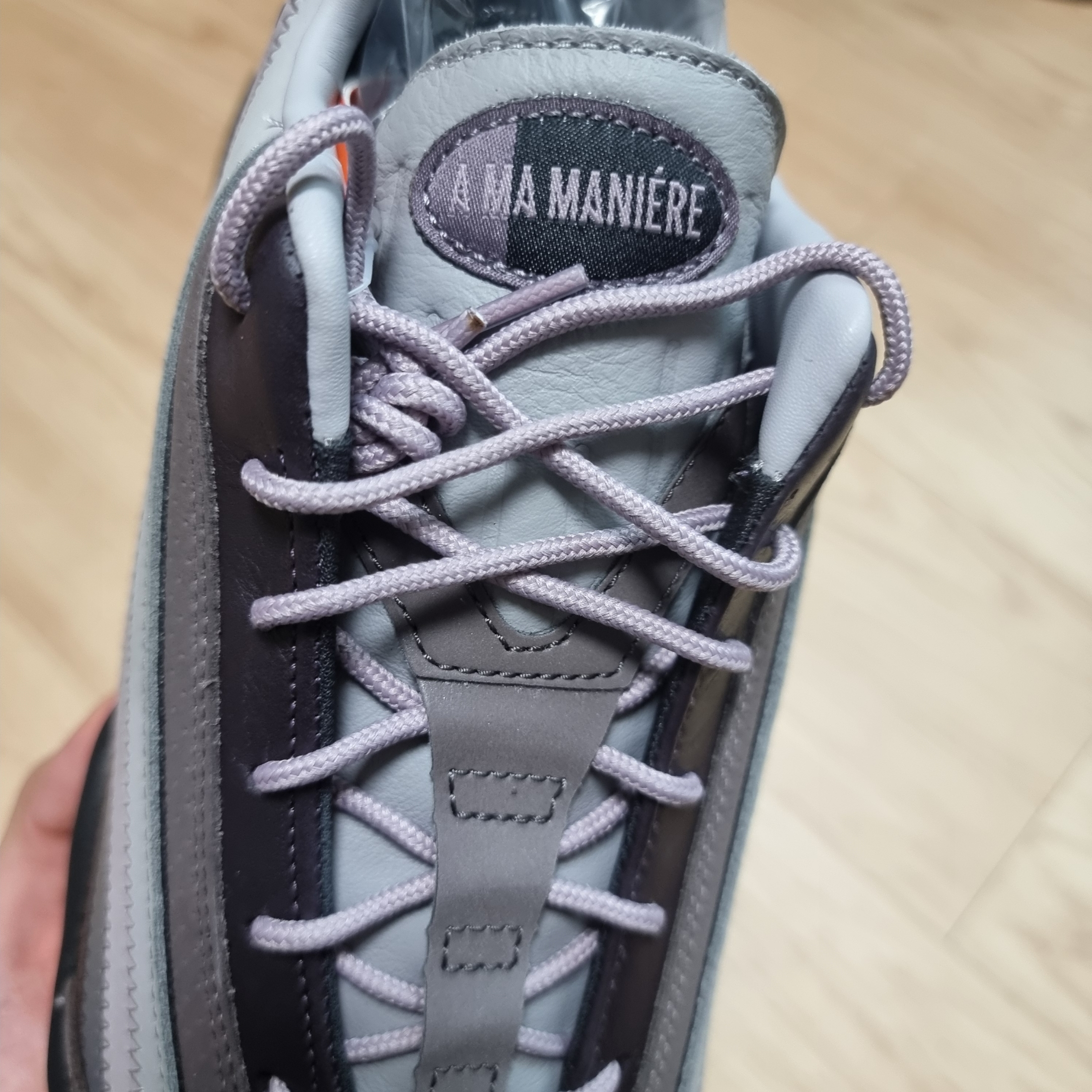 Nike x A Ma Maniere Air Max 95 W.Y.W.S. 착용 스타일 - 5
