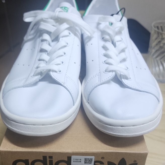Adidas Stan Smith Decon Cloud White Green 착용 스타일 - 3