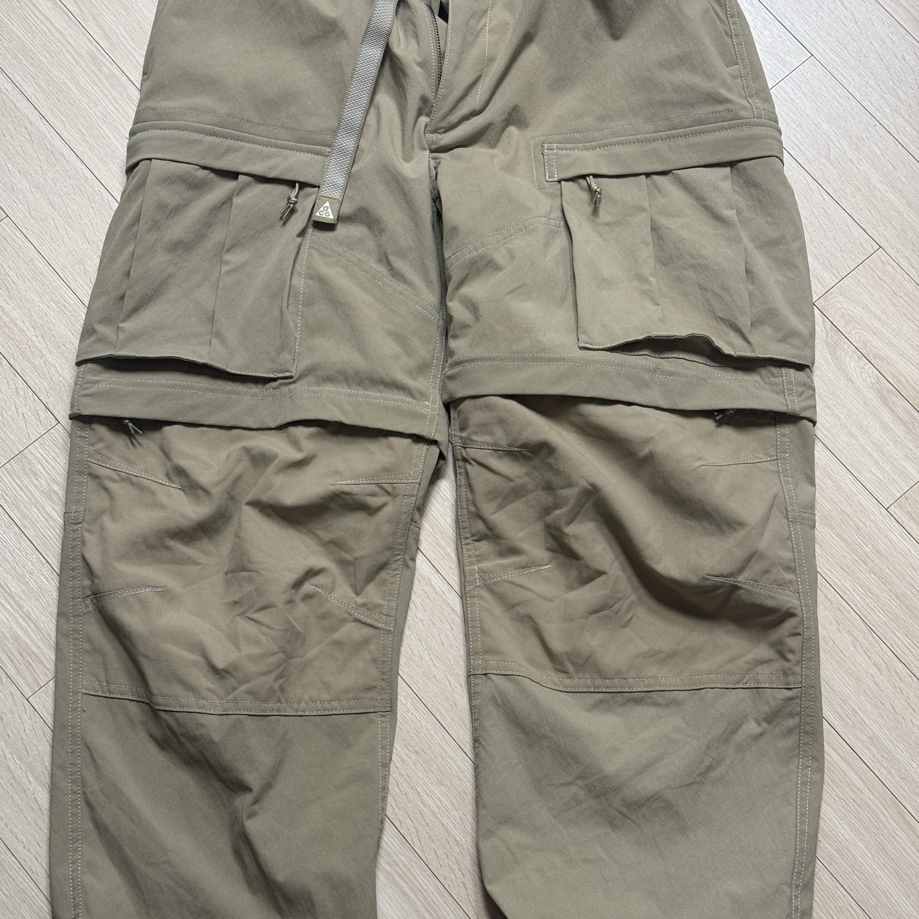 Nike ACG Smith Summit Cargo Pants Khaki Iron Ore - Asia 착용 스타일