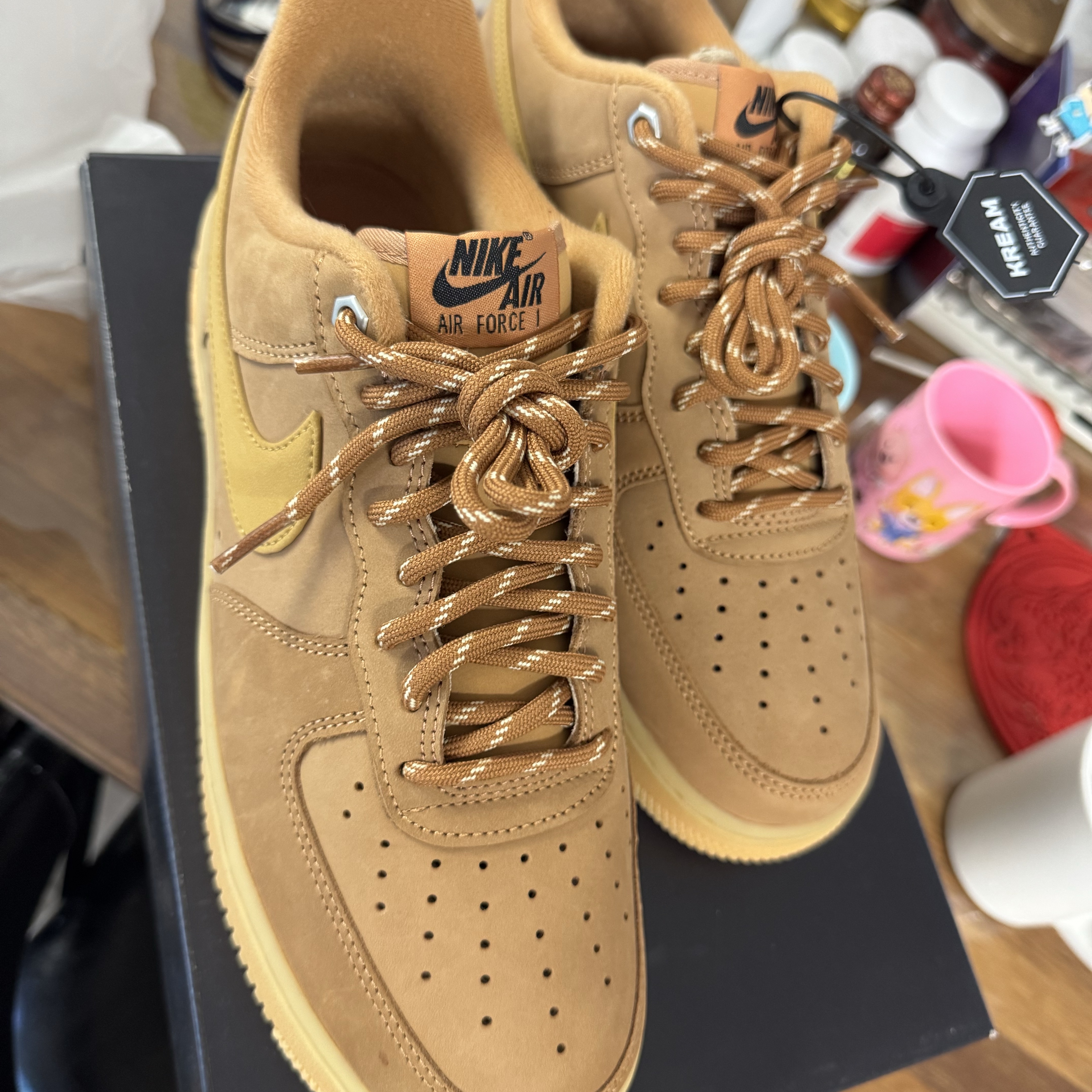 Nike Air Force 1 '07 WB Flax 착용 스타일