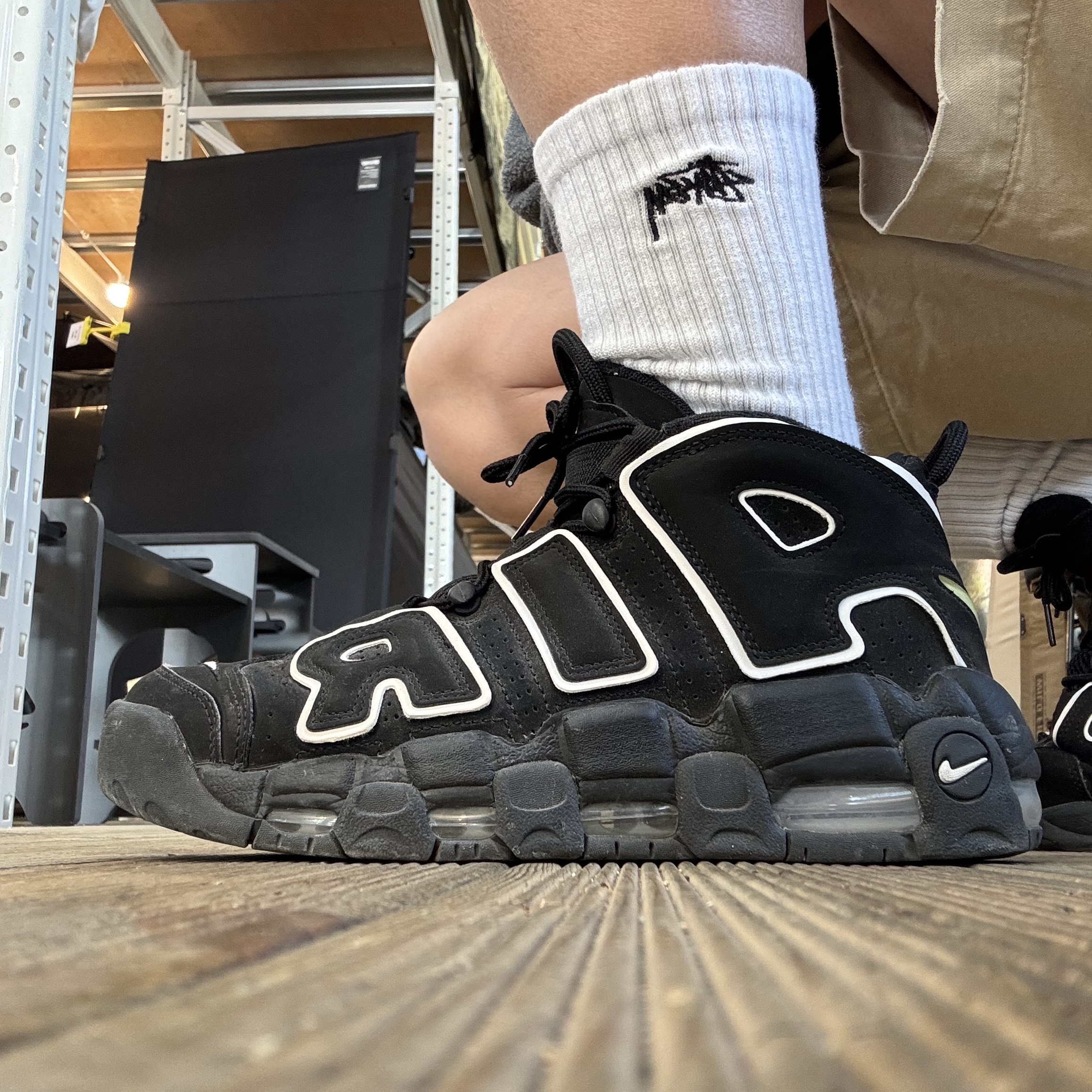 Nike Air More Uptempo Black White 2020 착용 스타일