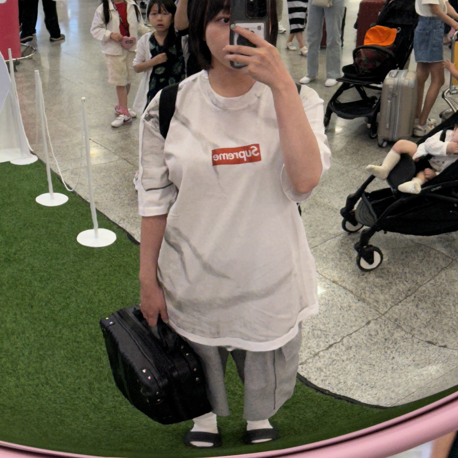 Supreme x MM6 Maison Margiela Box Logo T-Shirt White - 24SS 착용 스타일