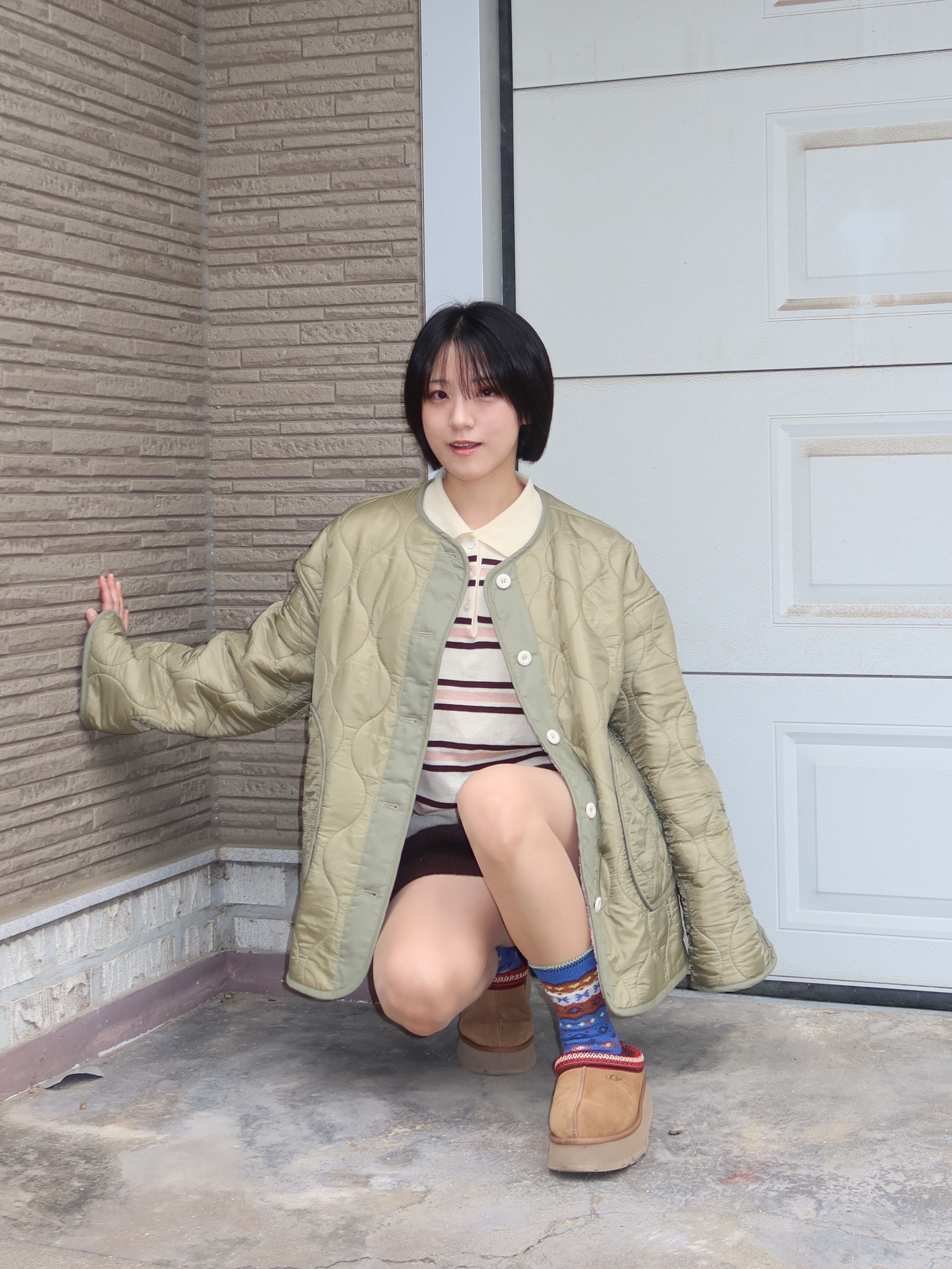 (W) UGG Tazz Slipper Chestnut 착용 스타일