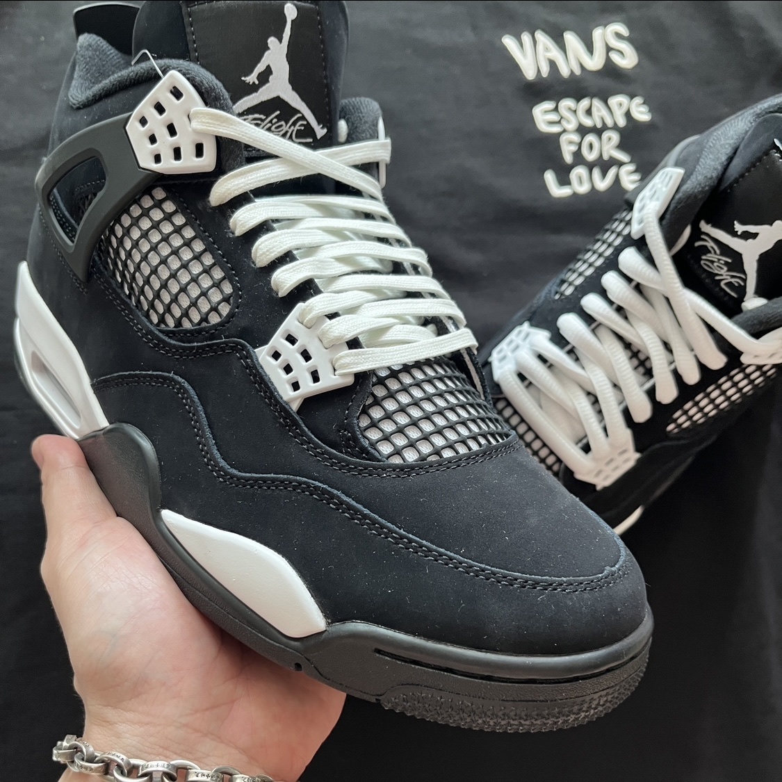 Jordan 4 Retro White Thunder 착용 스타일 - 2