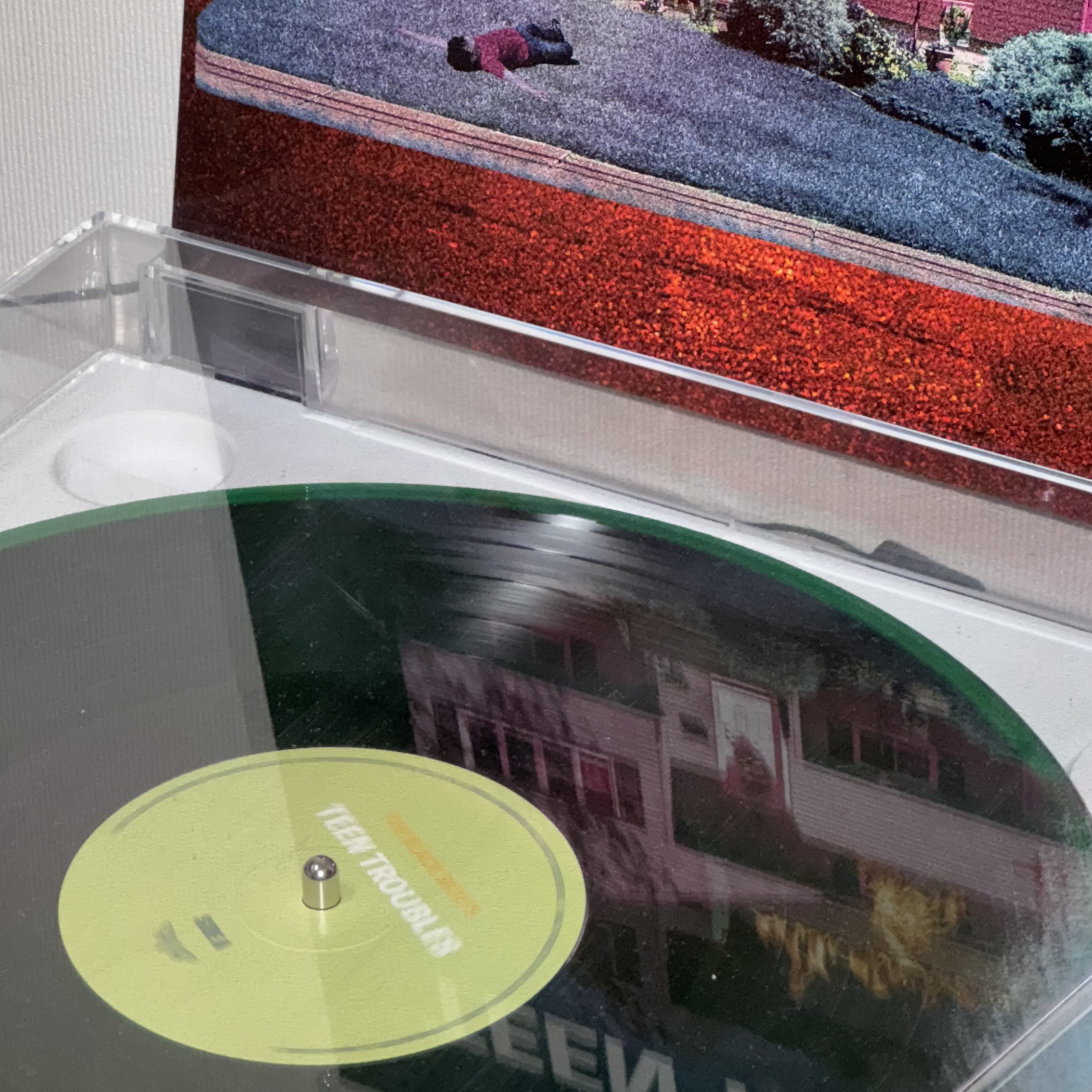 The Black Skirts 3rd Album Part 3 Teen Troubles Emerald Green Transparent (2Lp), Audio-Technica AT-LP60XBT Automatic Belt Drive Wireless Bluetooth Turntable White (Korean Ver.) 착용 스타일