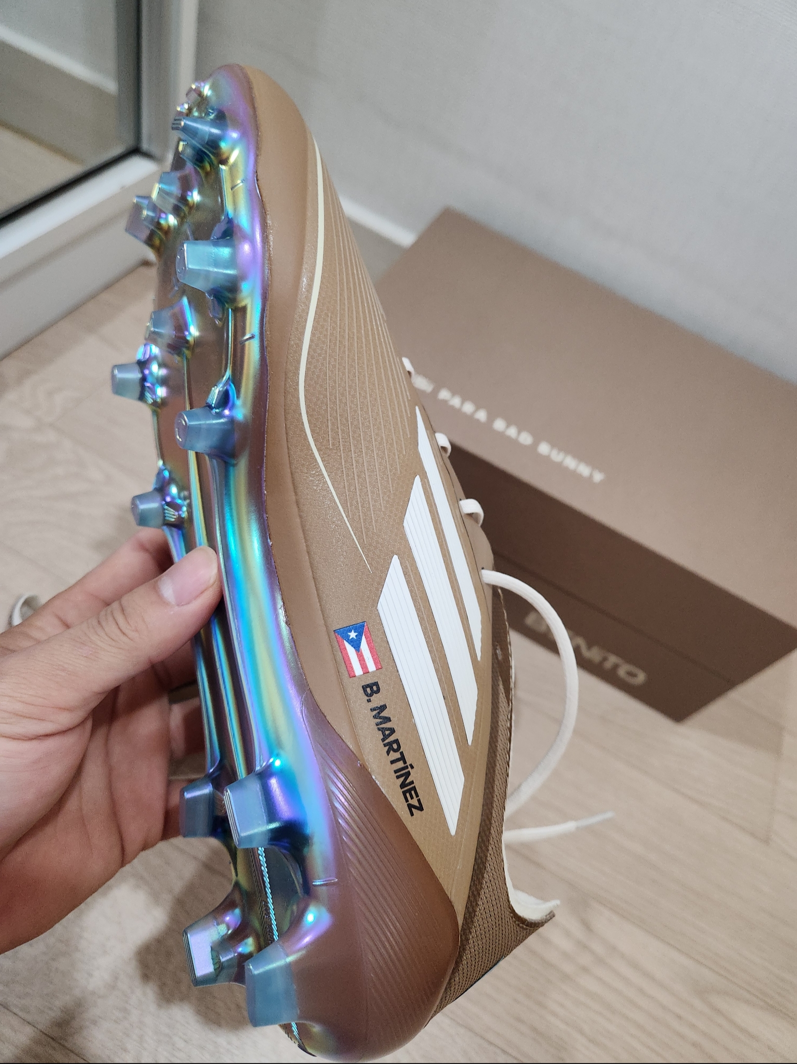 Adidas x Bad Bunny Messi F50 Elite FG Cardboard Cream White 착용 스타일 - 2
