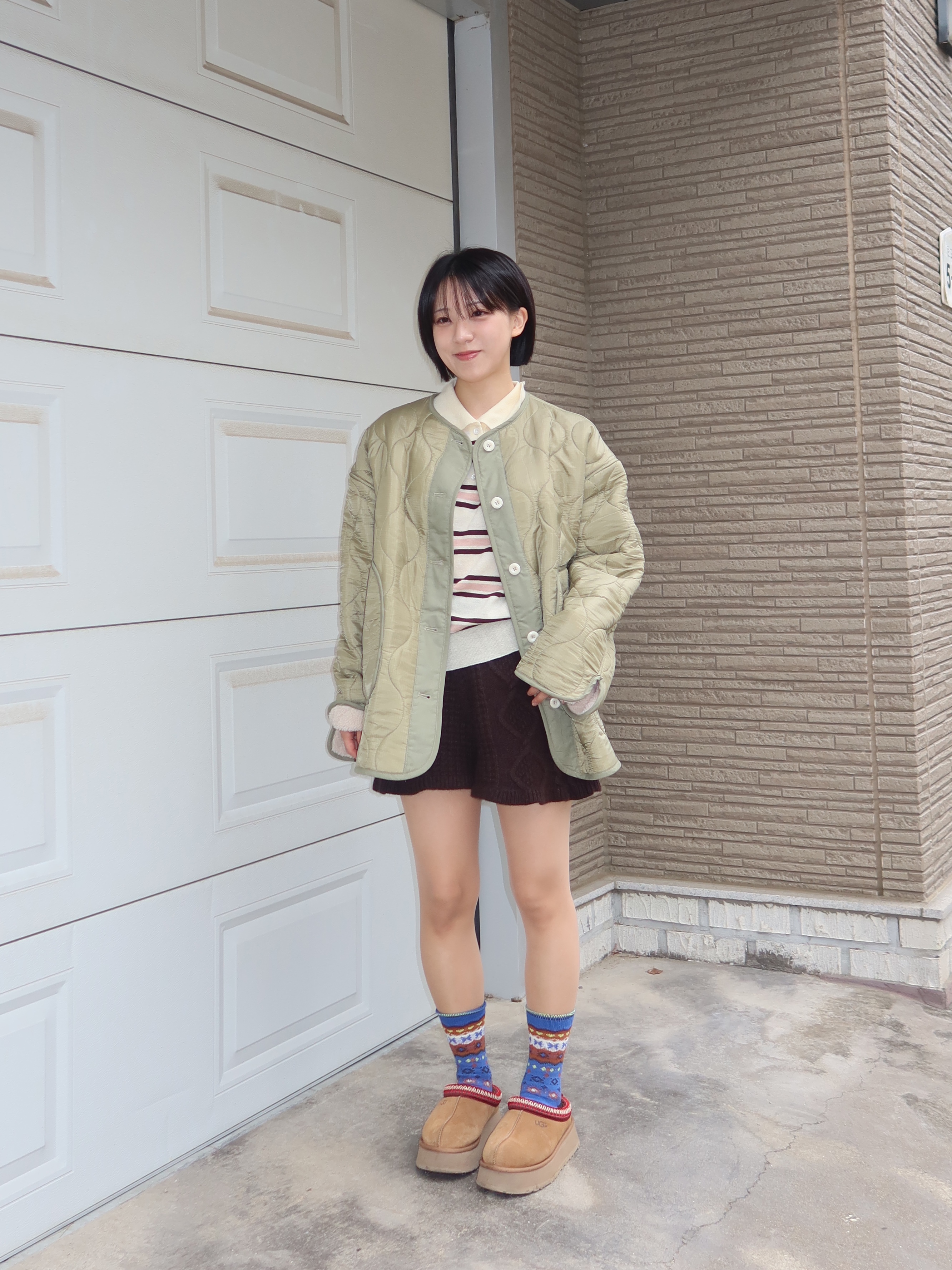 (W) UGG Tazz Slipper Chestnut 착용 스타일