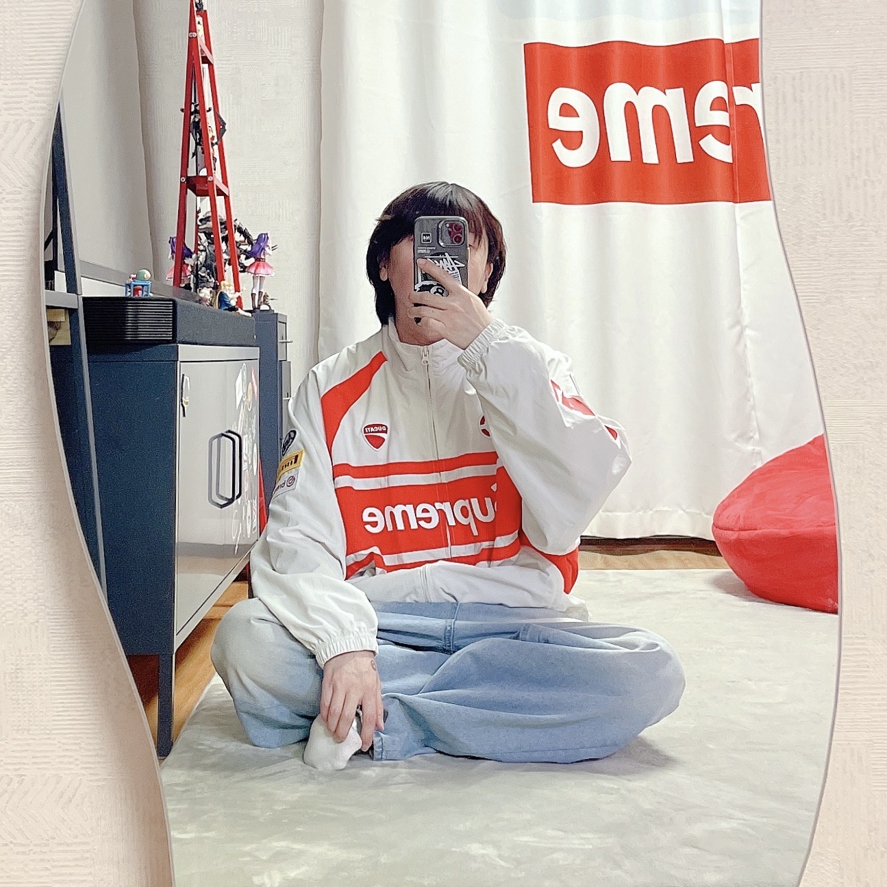 Supreme x Ducati Track Jacket Light Grey - 24SS, Undermycar Mu.31 Anti Fxxking Logo Play Brush Washed Wide Jeans Sky Blue 착용 스타일 - 1