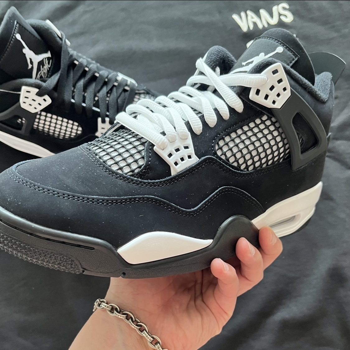 Jordan 4 Retro White Thunder 착용 스타일 - 4