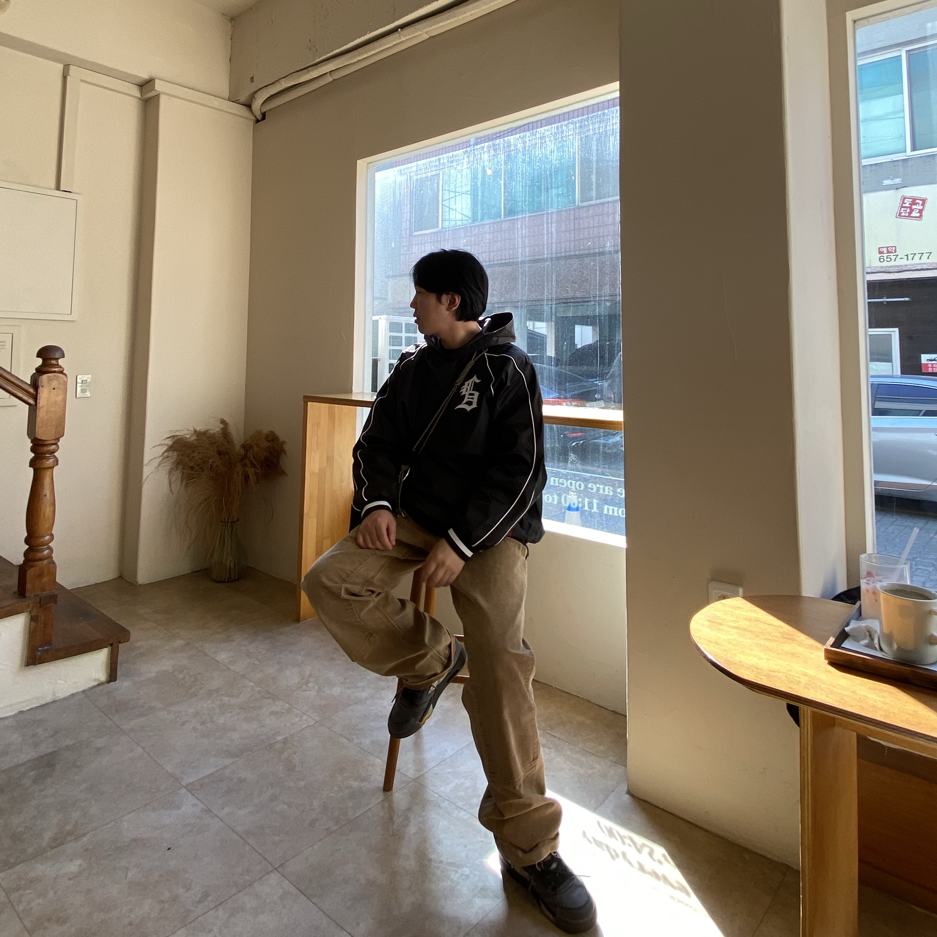 Supreme Hooded Warm Up Pullover Black - 23FW, Carhartt WIP Dearborn Canvas Double Knee Pants Hamilton Brown Rigid 착용 스타일