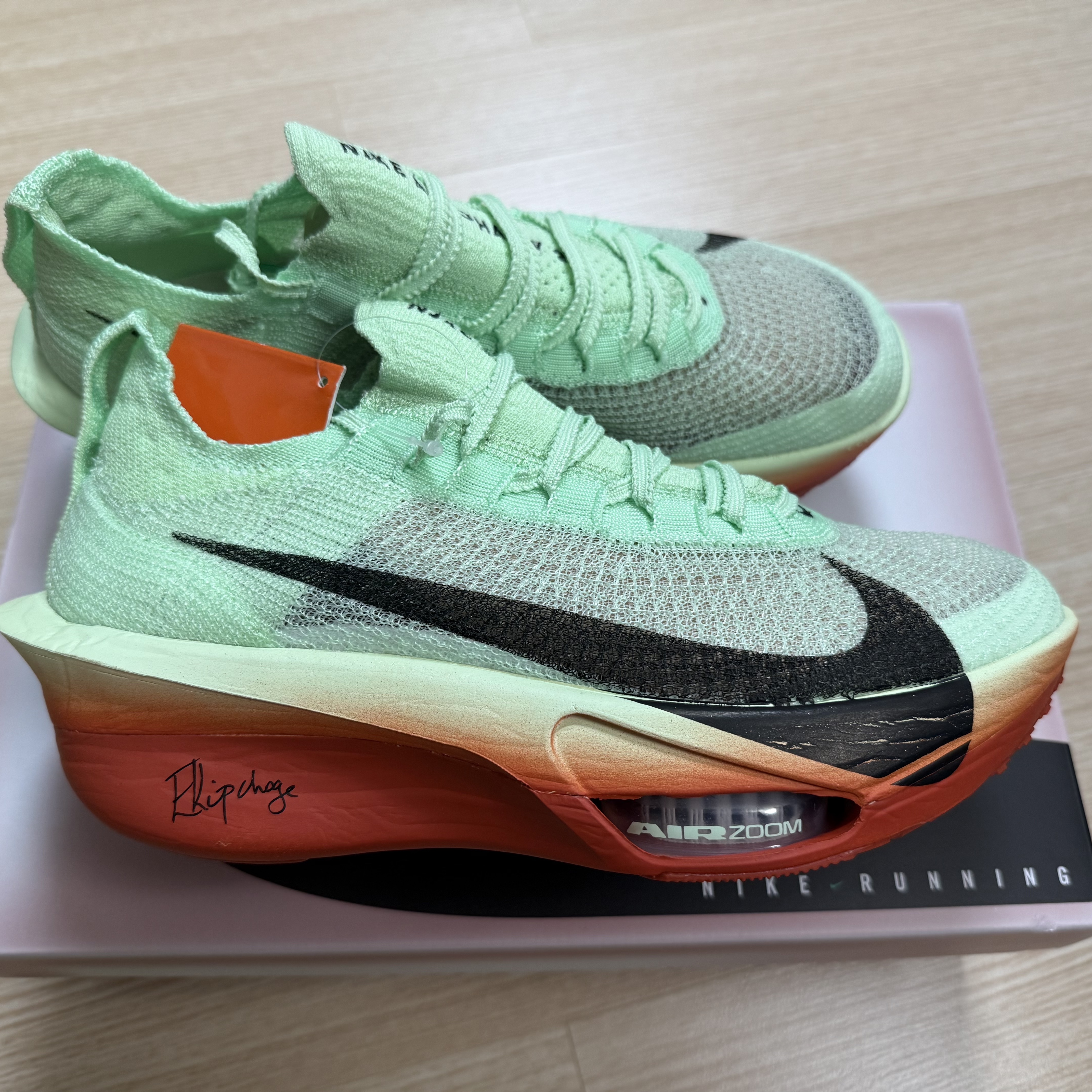 Nike Air Zoom Alphafly Next% 3 Eliud Kipchoge 착용 스타일 - 4