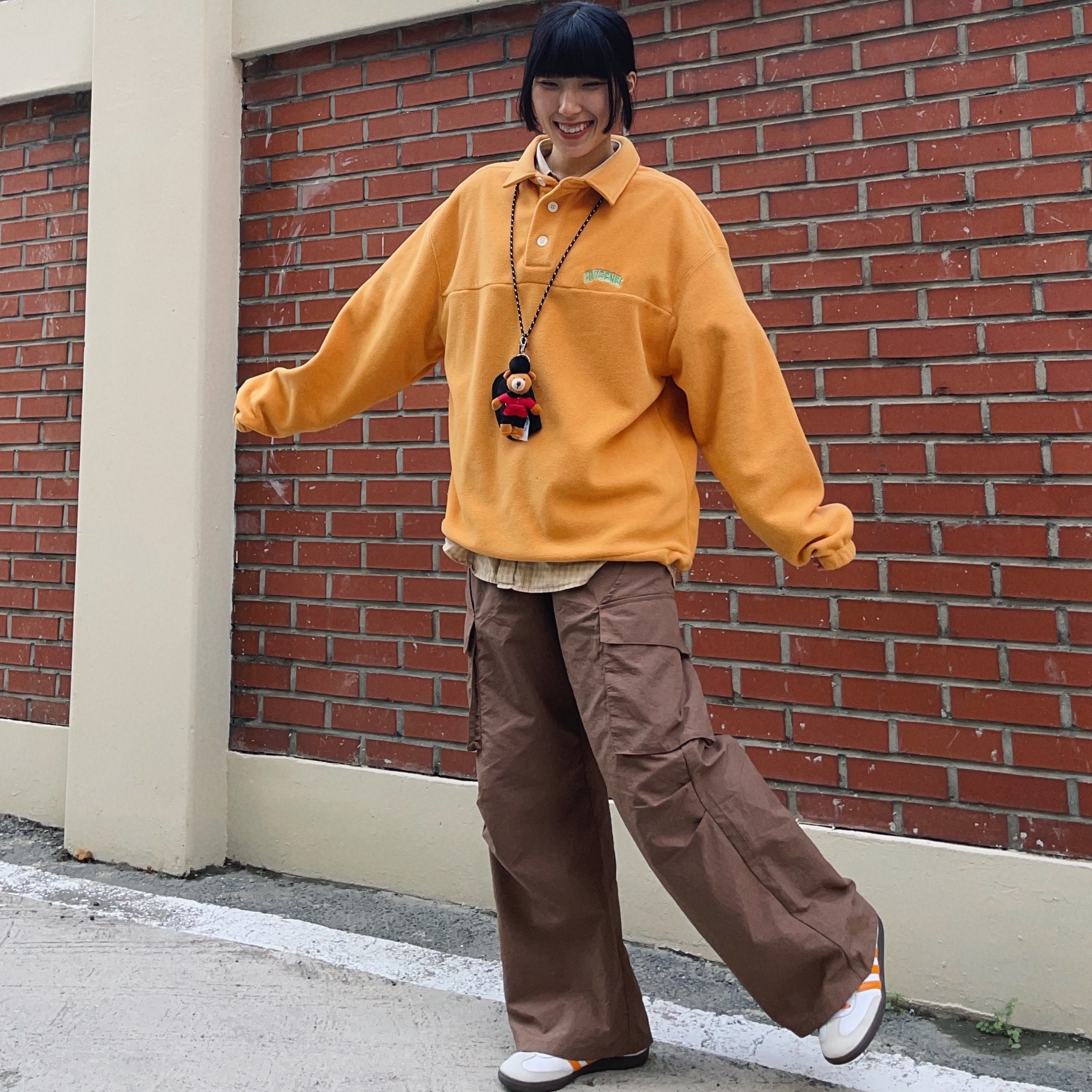 Covernat Lambswool Collar Knit Yellow, (W) Adidas Samba OG Cloud White Eqt Orange 착용 스타일