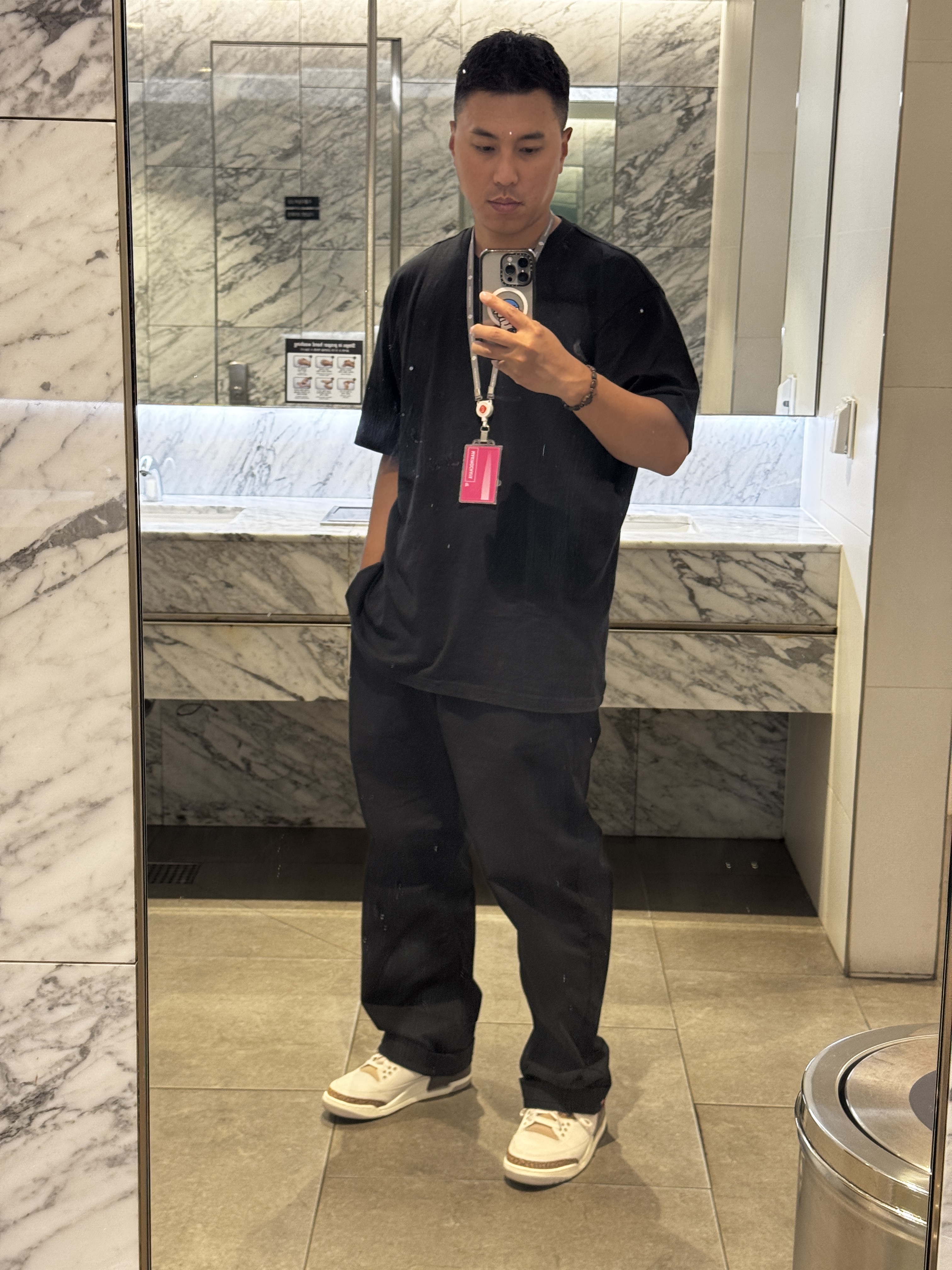 Supreme x The North Face S/S Top Black - 24SS, Jordan 3 Retro Orewood Brown 착용 스타일 - 1