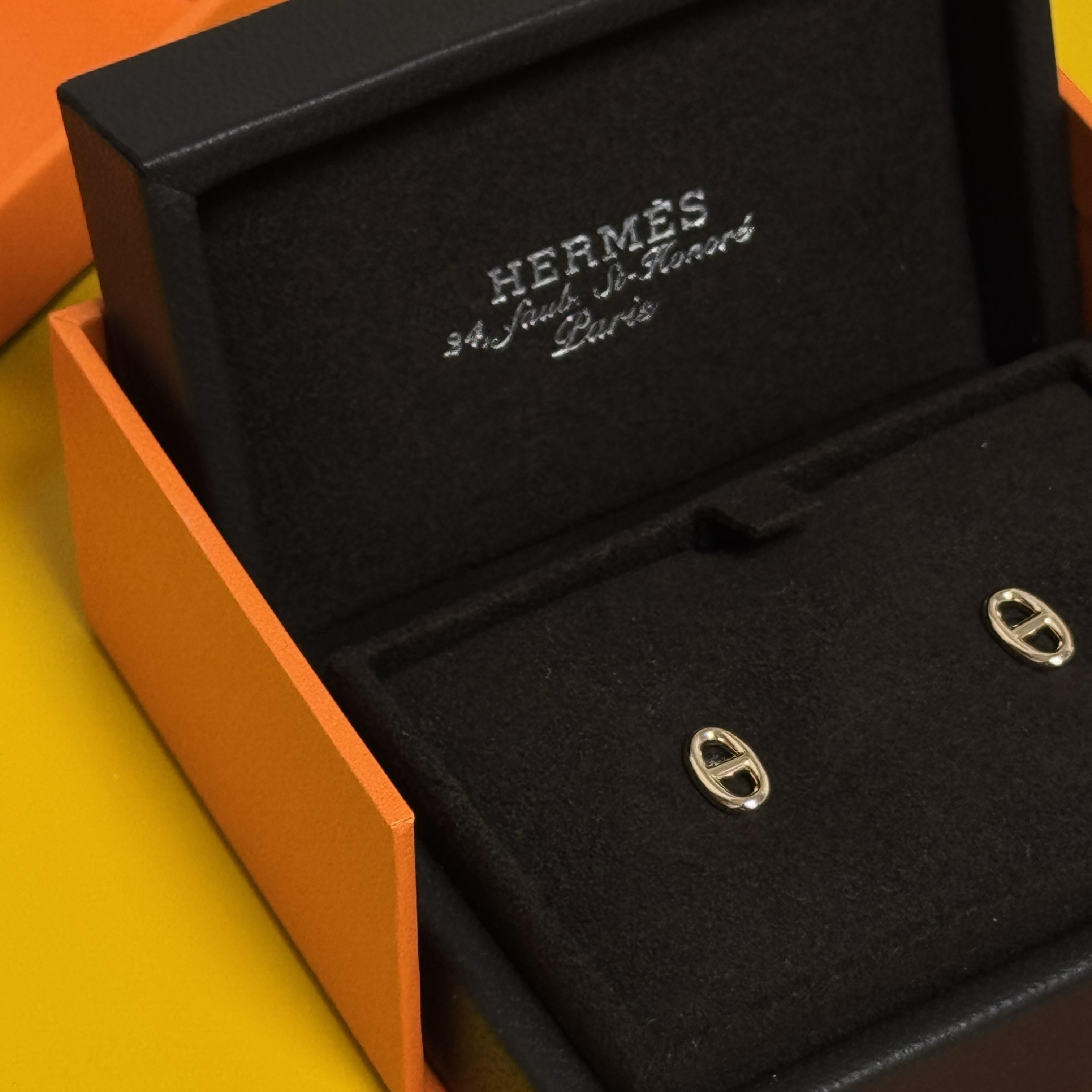 (W) Hermes Very Small Farandole Earrings Rose Gold 착용 스타일
