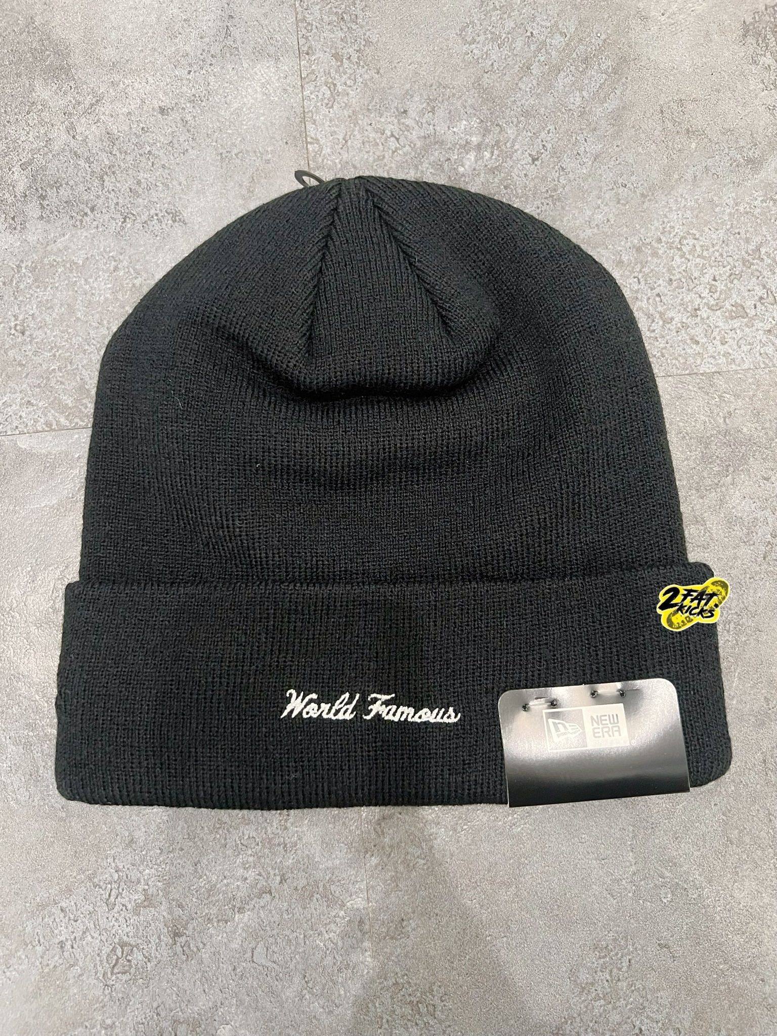 Supreme New Era Box Logo Beanie Black - 21FW, Supreme New Era Box Logo Beanie Heather Grey - 22FW 착용 스타일 - 5