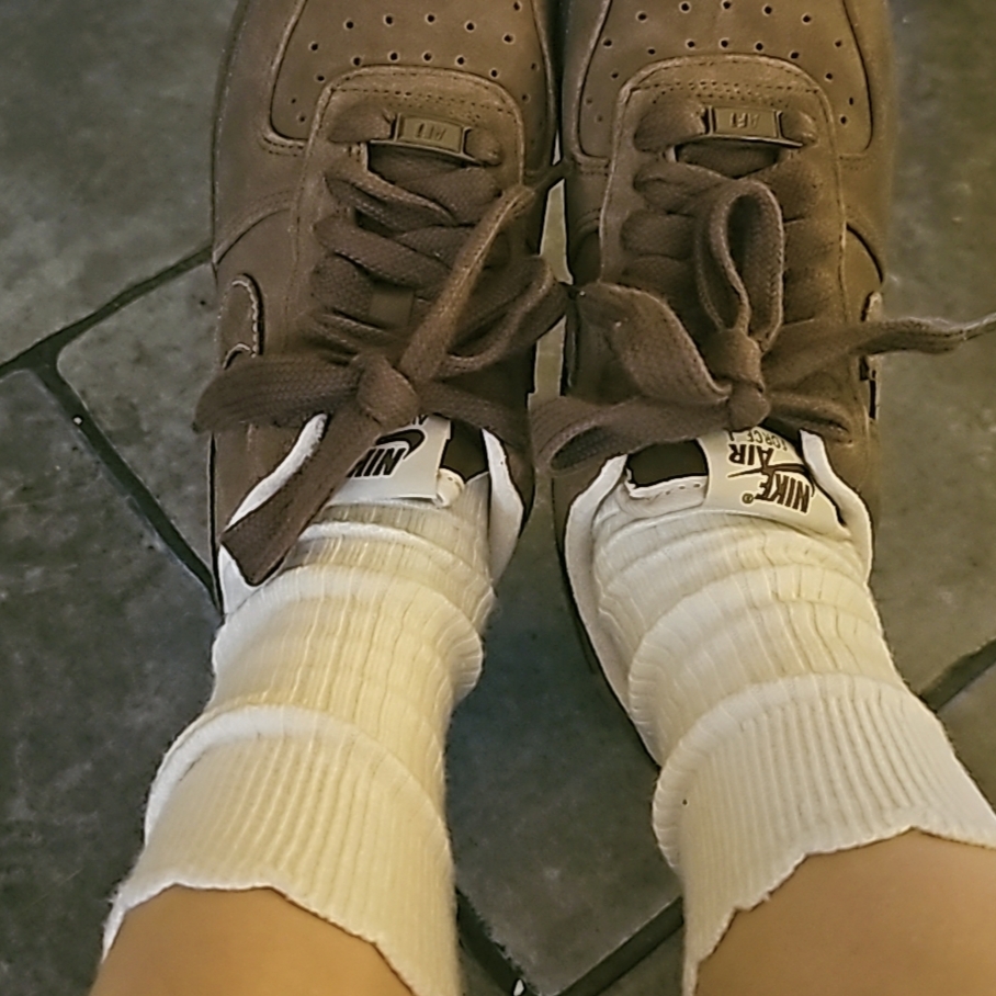 (W) Nike Air Force 1 '07 Cacao Wow 착용 스타일
