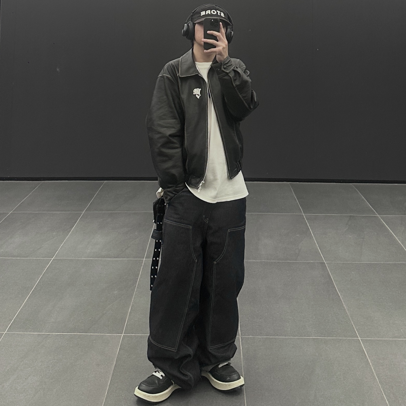 Converse x Drkshdw Turbowpn Black Cream 착용 스타일 - 4