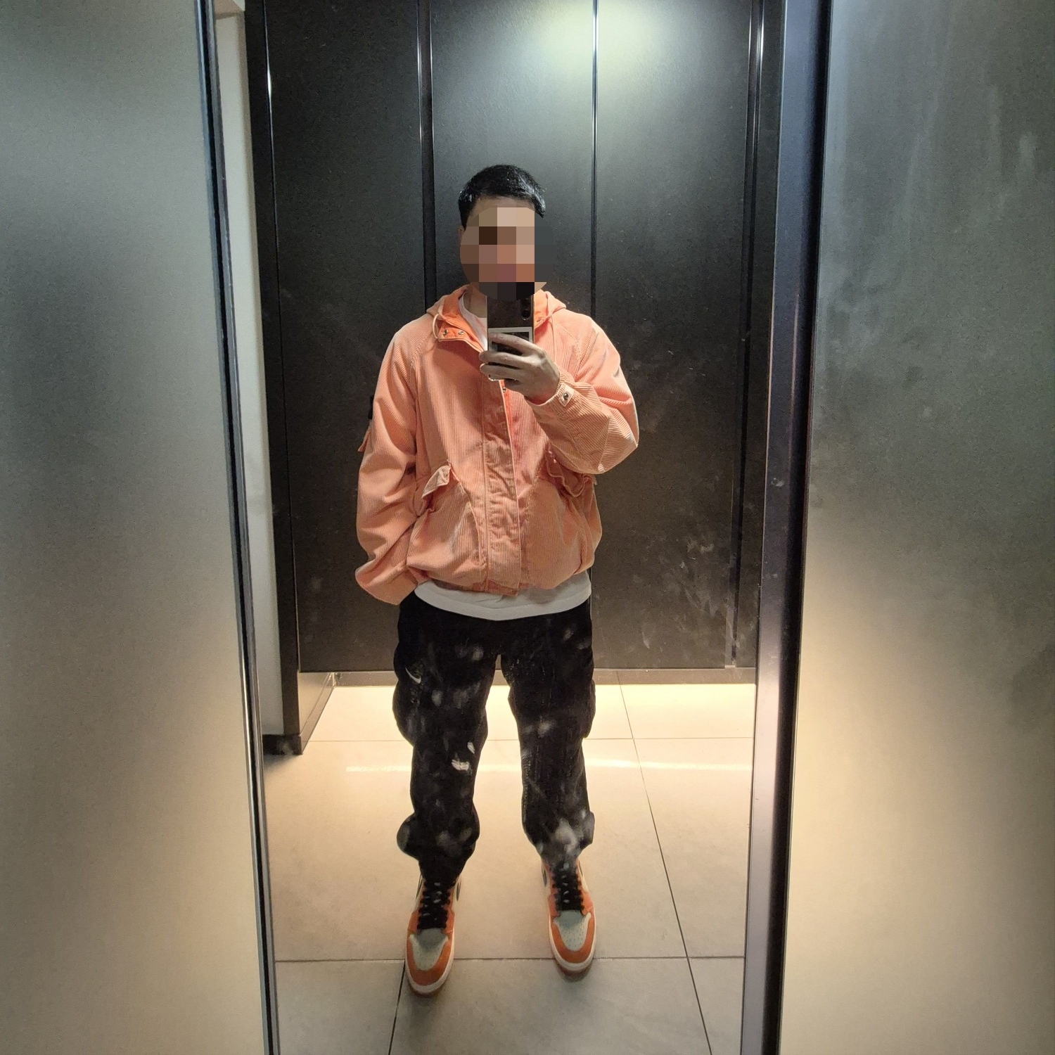 Jordan 1 Retro High OG Reverse Shattered Backboard, Supreme x Stone Island Corduroy Jacket Orange - 20FW 착용 스타일 - 1