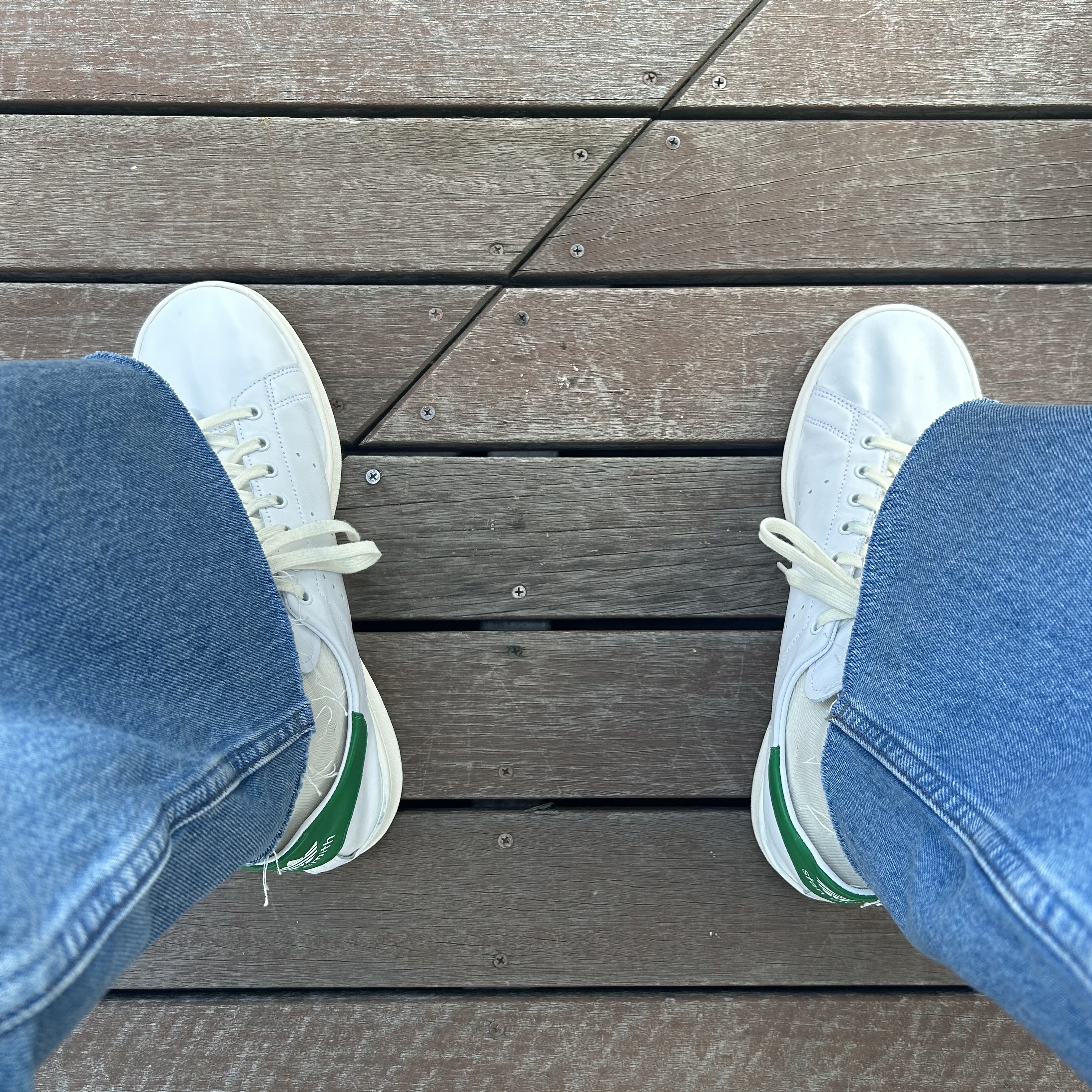 Adidas Stan Smith Decon Cloud White Green 착용 스타일 - 1