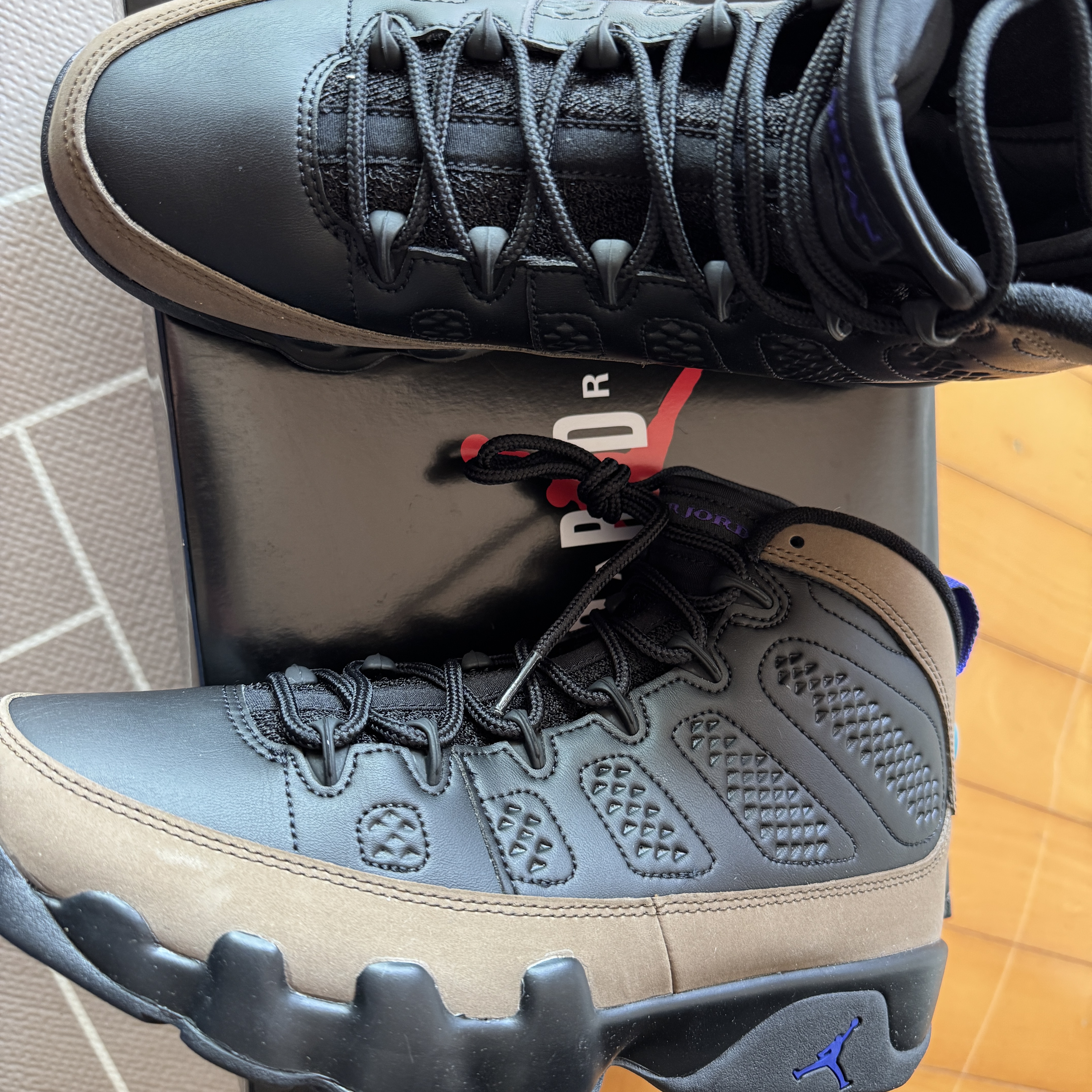 Jordan 9 Retro Light Olive 착용 스타일