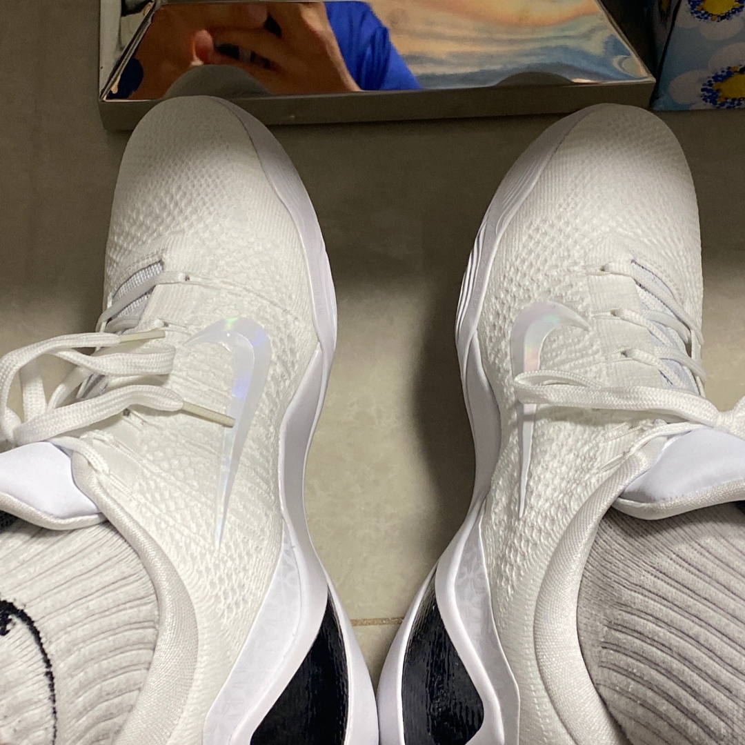Nike Kobe 9 Elite Low Protro Halo 착용 스타일