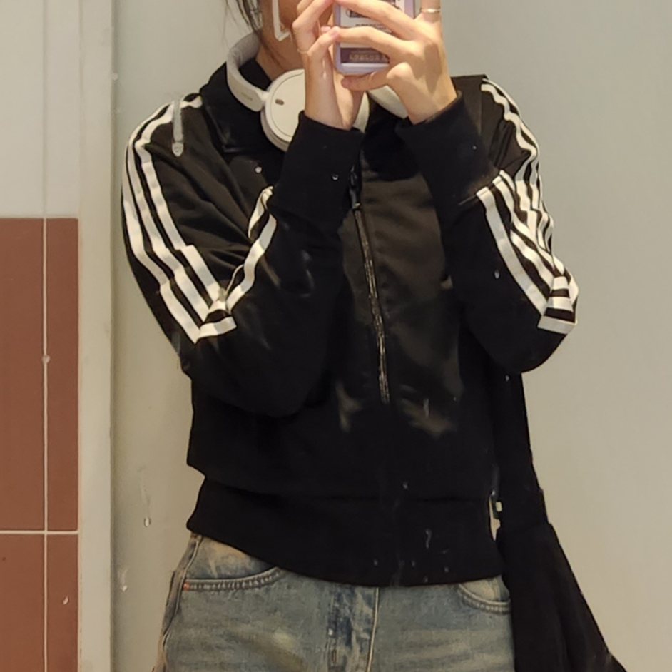 (W) Adidas Adicolor Classic Firebird Track Top Black - KR Sizing 착용 스타일 - 2