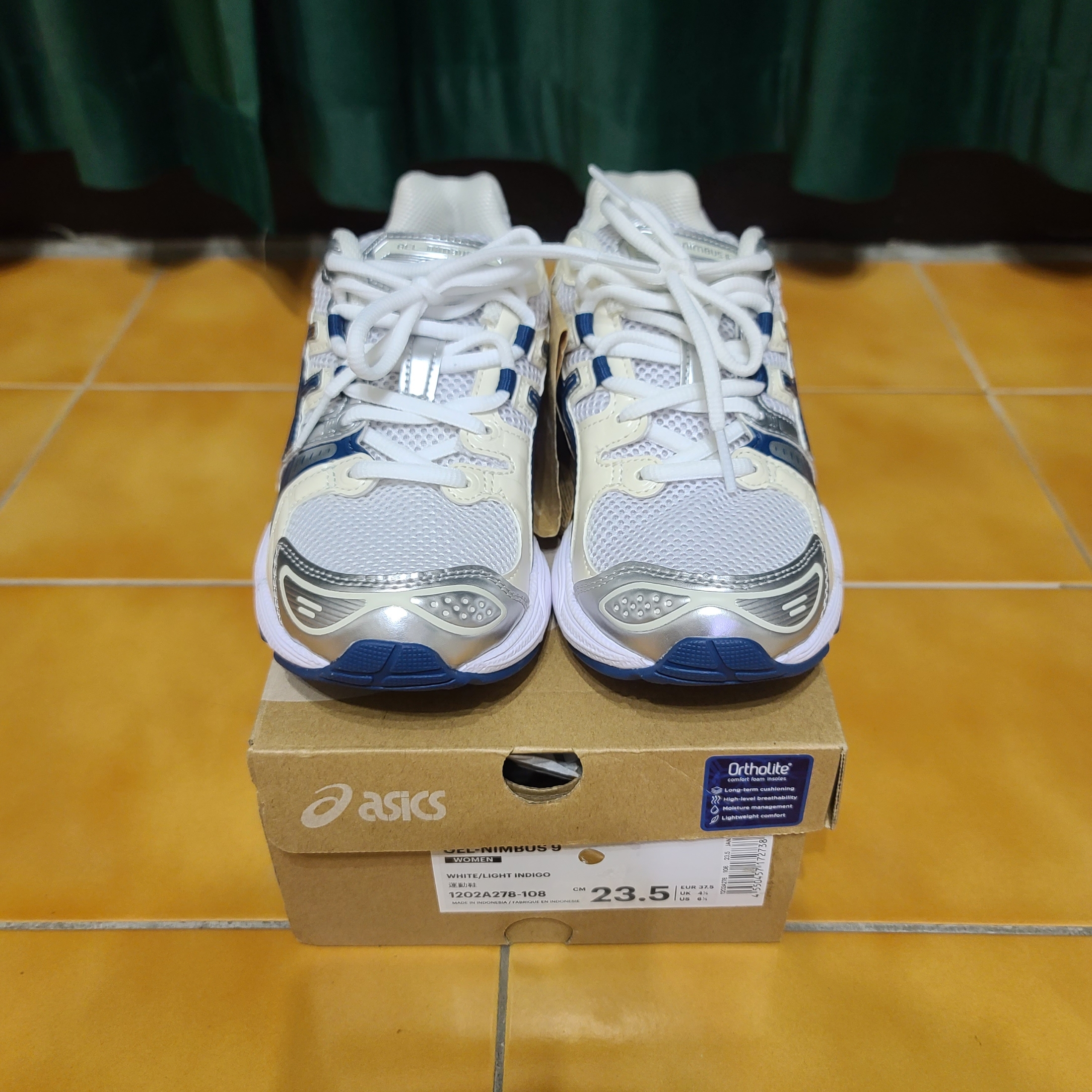 (W) Asics Gel-Nimbus 9 White Light Indigo 착용 스타일 - 2