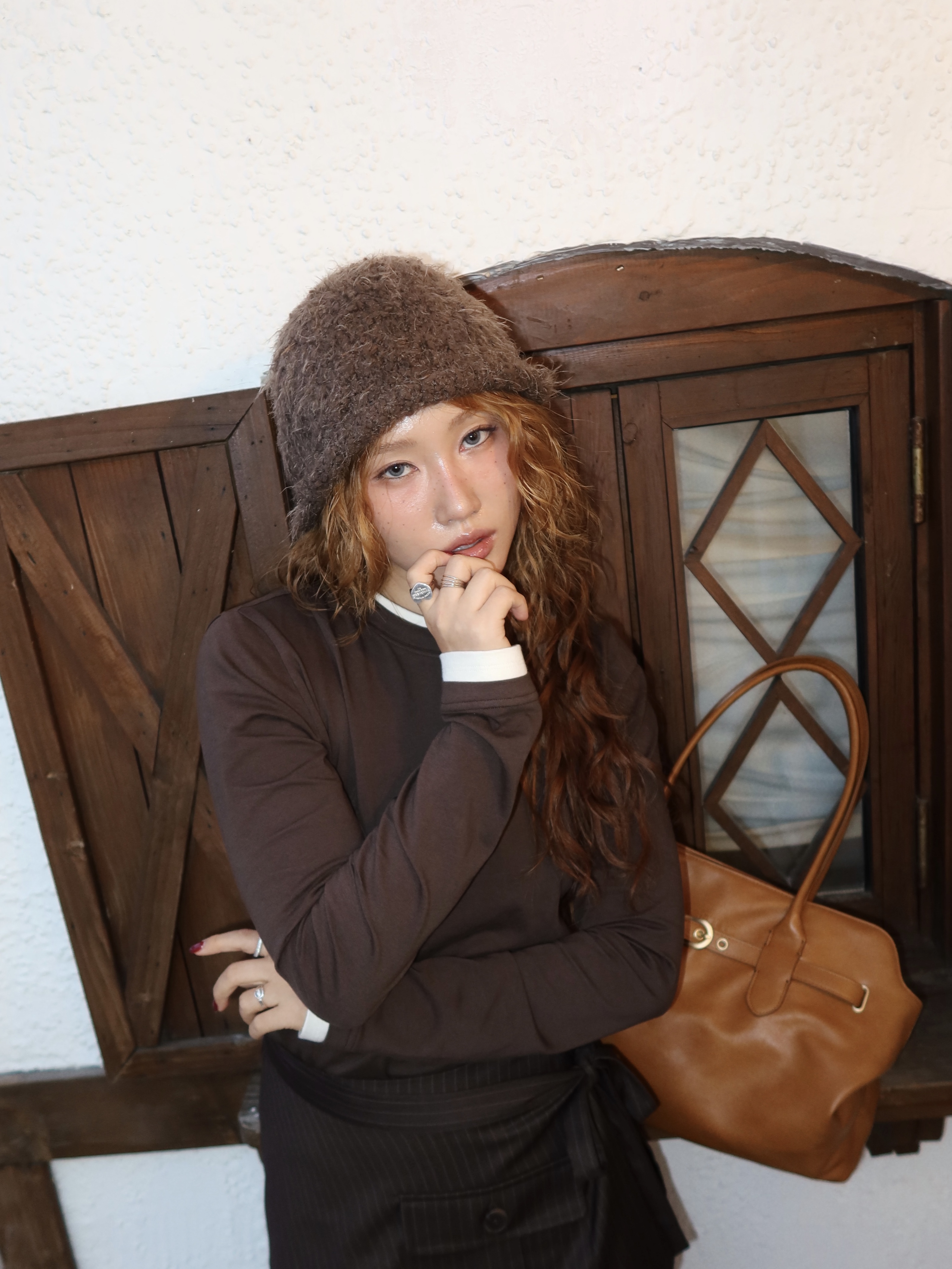 Anoetic Classic Belt Shopper Bag Caramel 착용 스타일 - 3