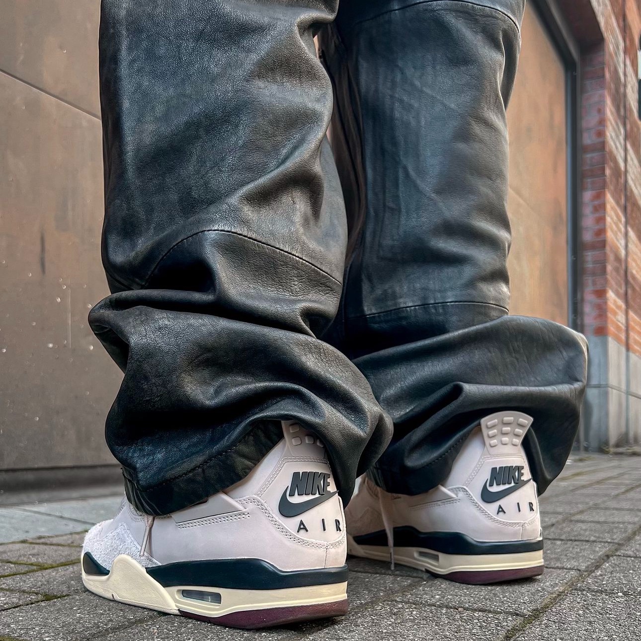 (W) Jordan 4 x A Ma Maniere Retro OG SP W.Y.W.S. 착용 스타일 - 2