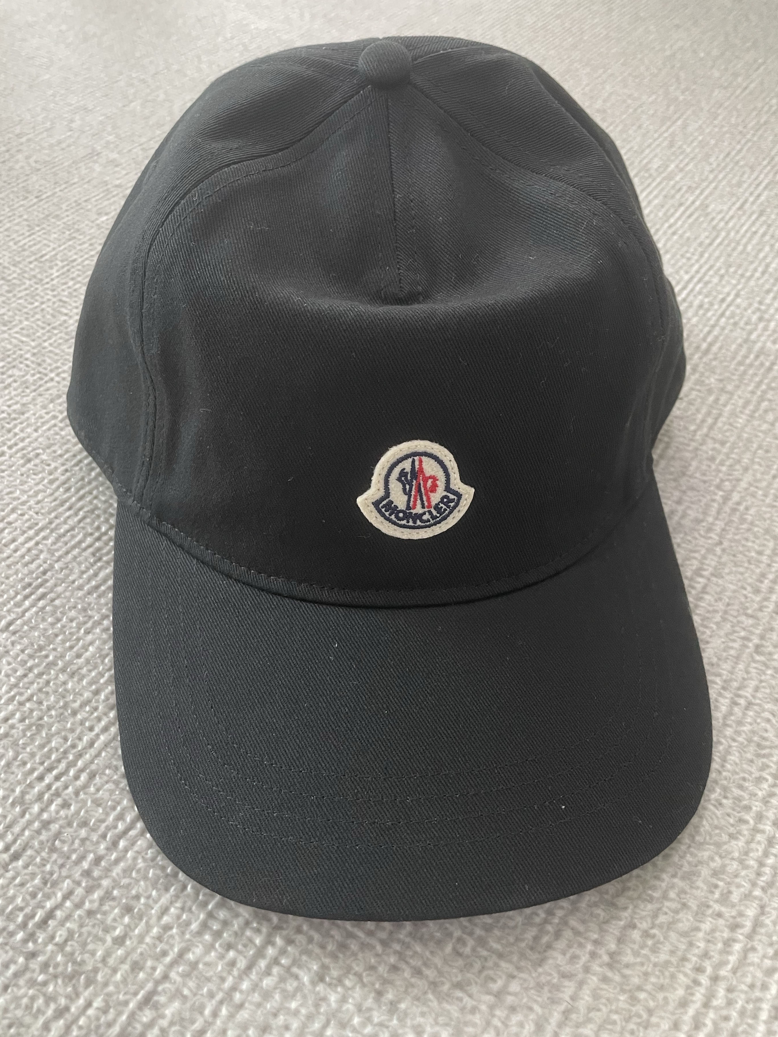 Moncler Logo Baseball Cap Black - 24SS 착용 스타일