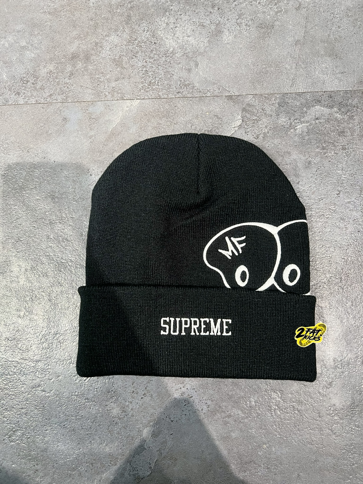 Supreme MF Doom Beanie Black - 23FW, Supreme MF Doom Beanie Heather Grey - 23FW 착용 스타일 - 5