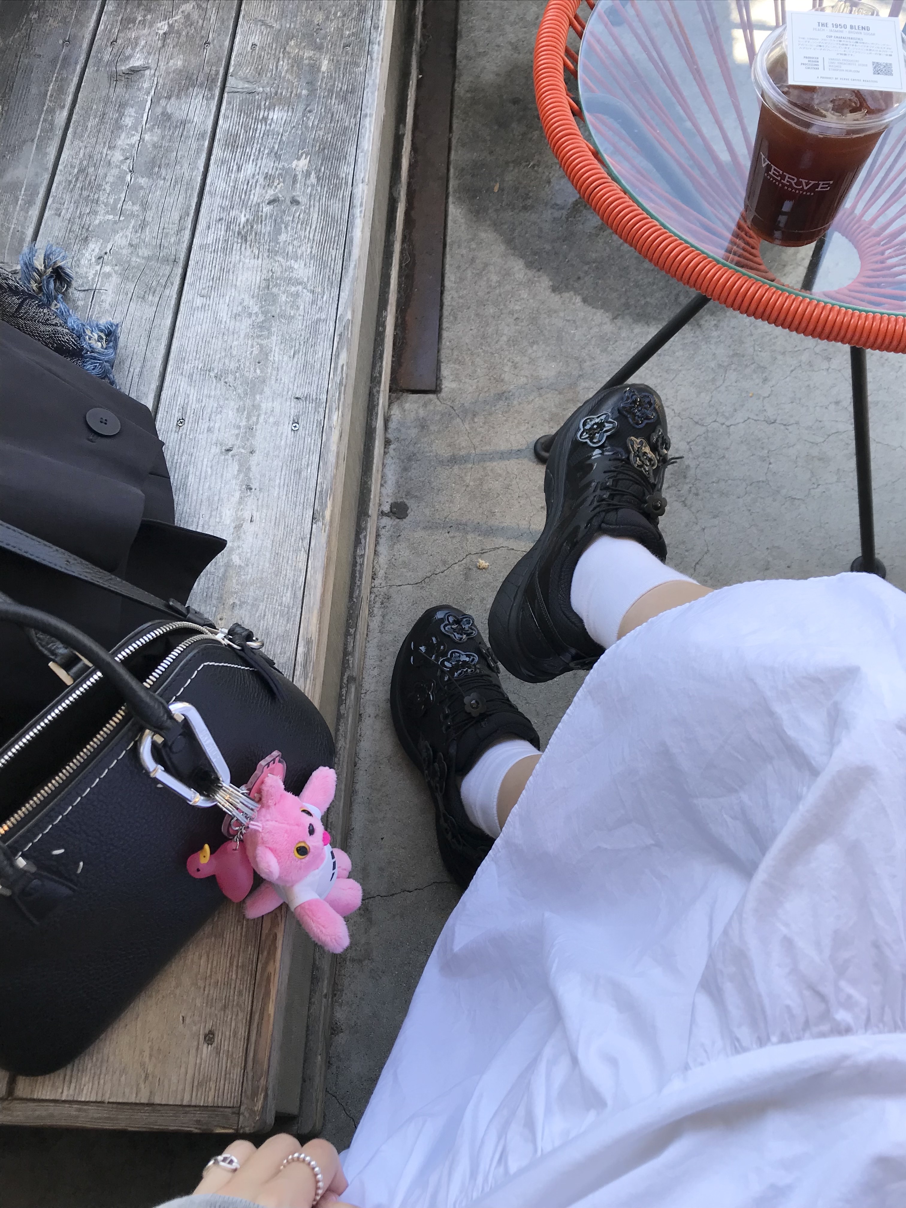 Asics x Cecilie Bahnsen Gel-Terrain Black, Comfort x Adidas Piyong Keyring Cotton Candy 착용 스타일