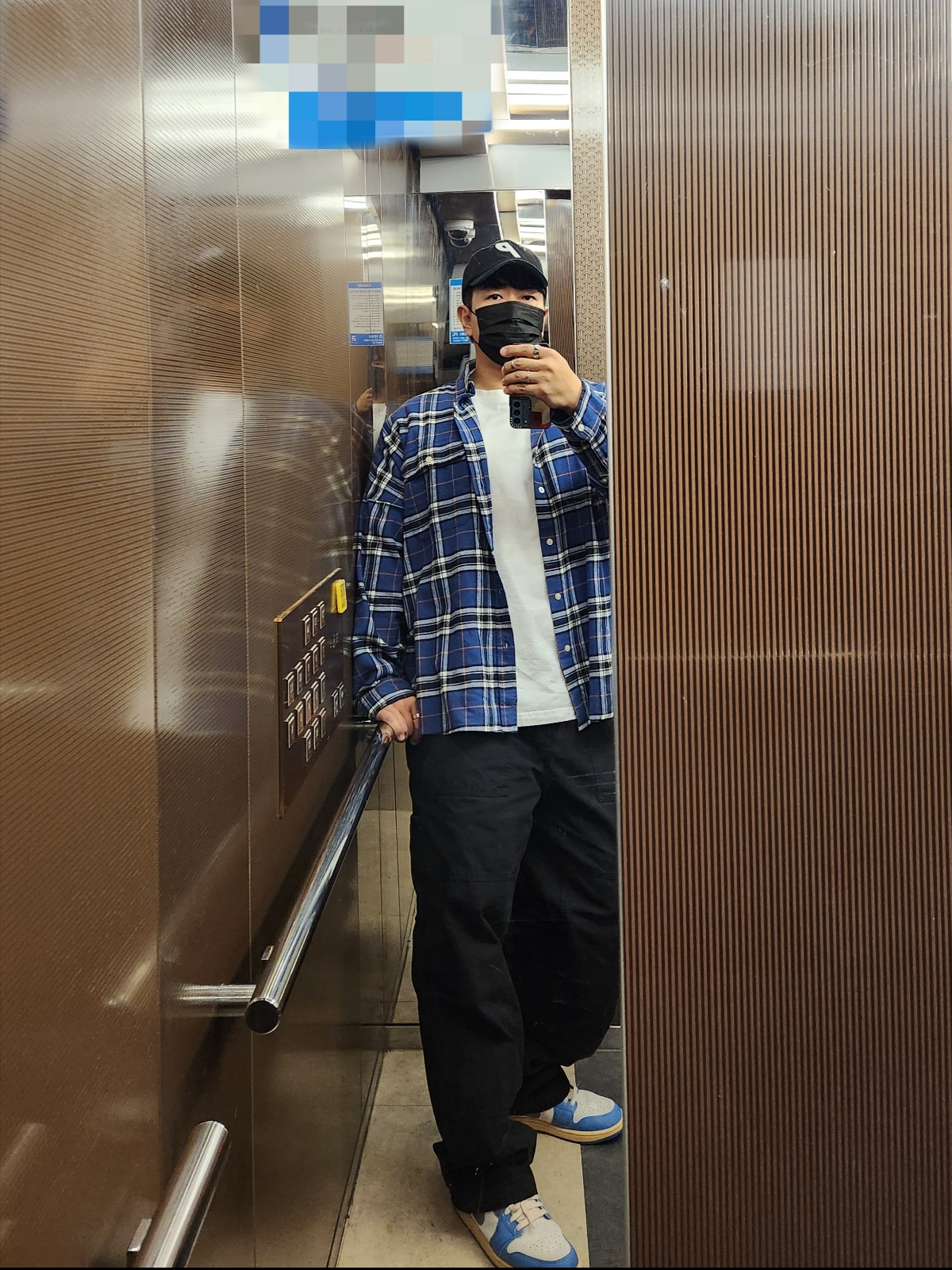 Palace P 6-Panel Black - 24FW, Palace Lumber Yak Shirt Navy - 24SS 착용 스타일