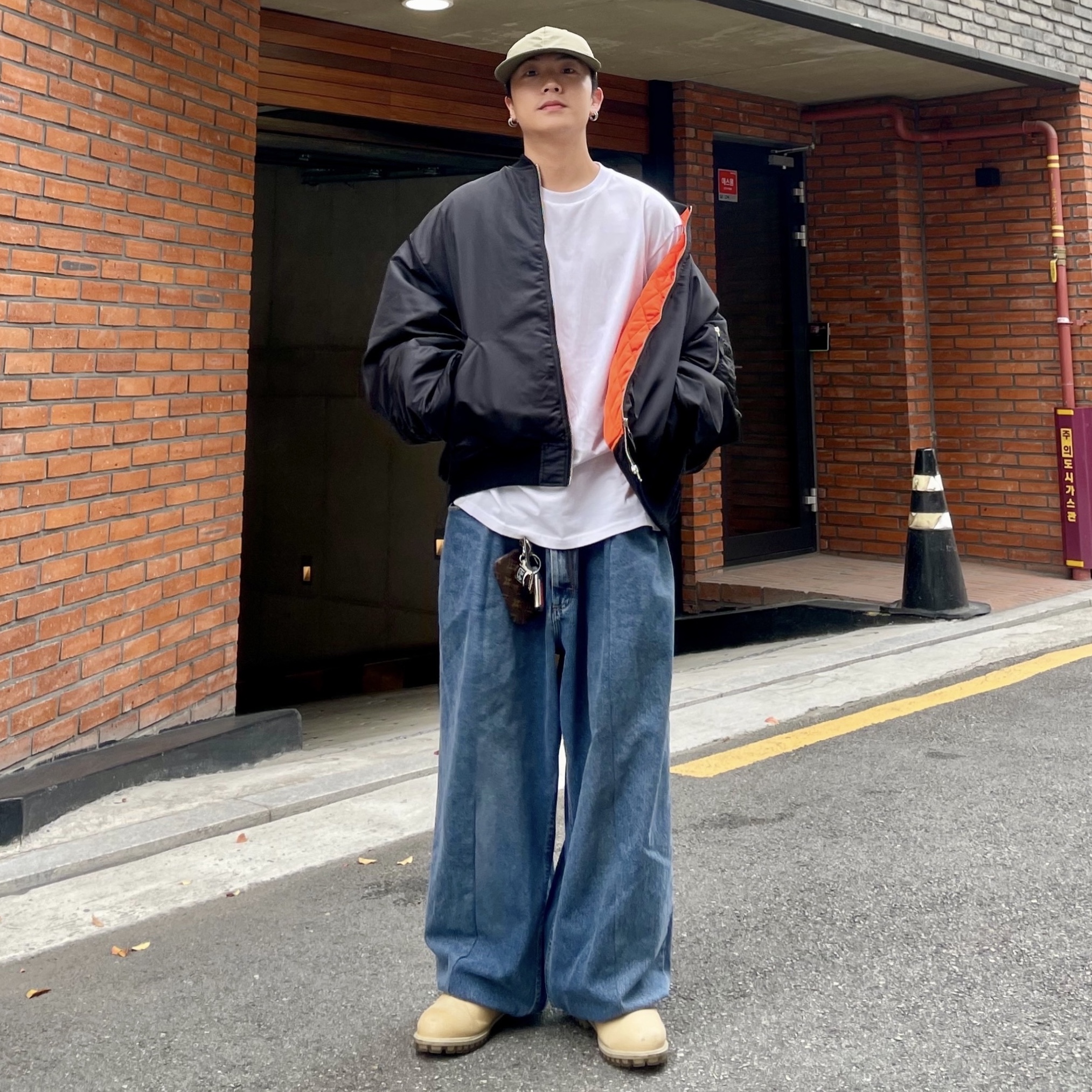 Supreme Metal Lighter Holster - 19SS 착용 스타일 - 2