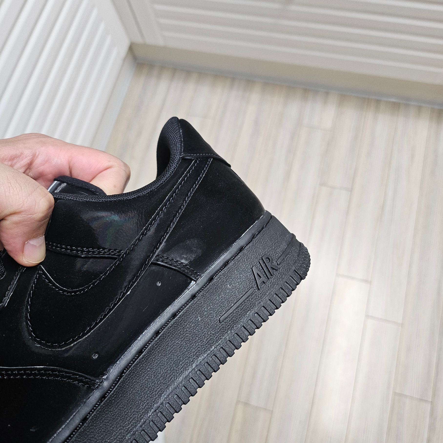 Nike Air Force 1 '07 LX Black 착용 스타일 - 3