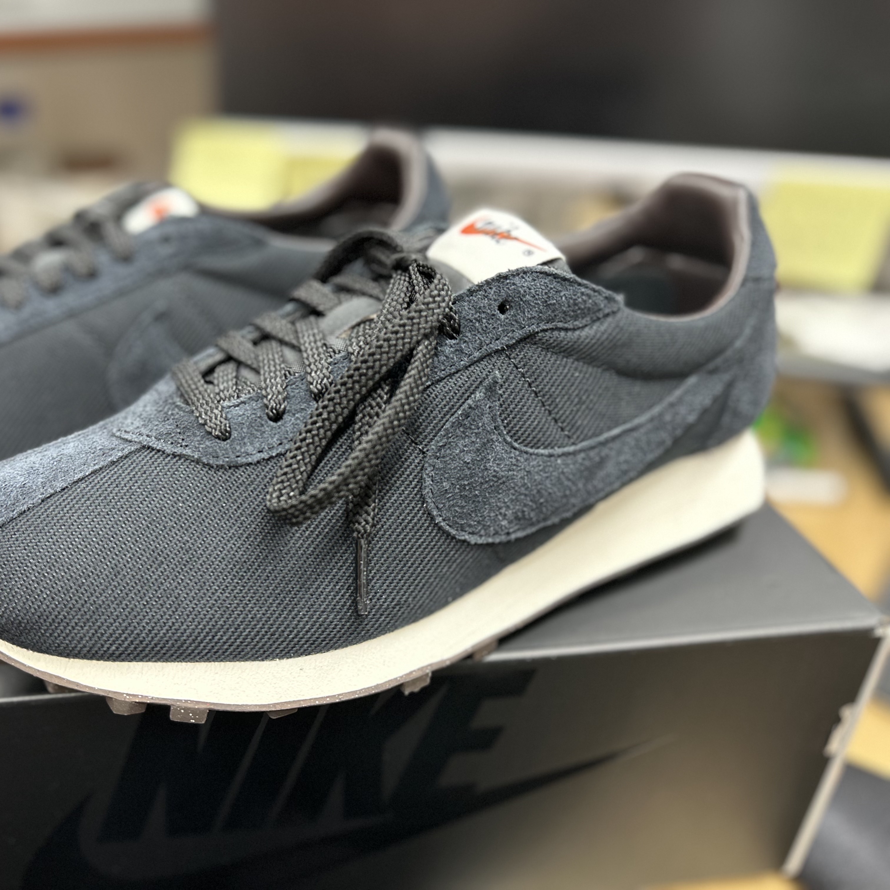Nike LD-1000 Black and Velvet Brown 착용 스타일
