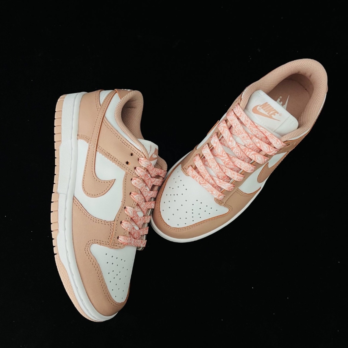 (W) Jordan 1 Elevate Low White and Wolf Grey 착용 스타일 - 3