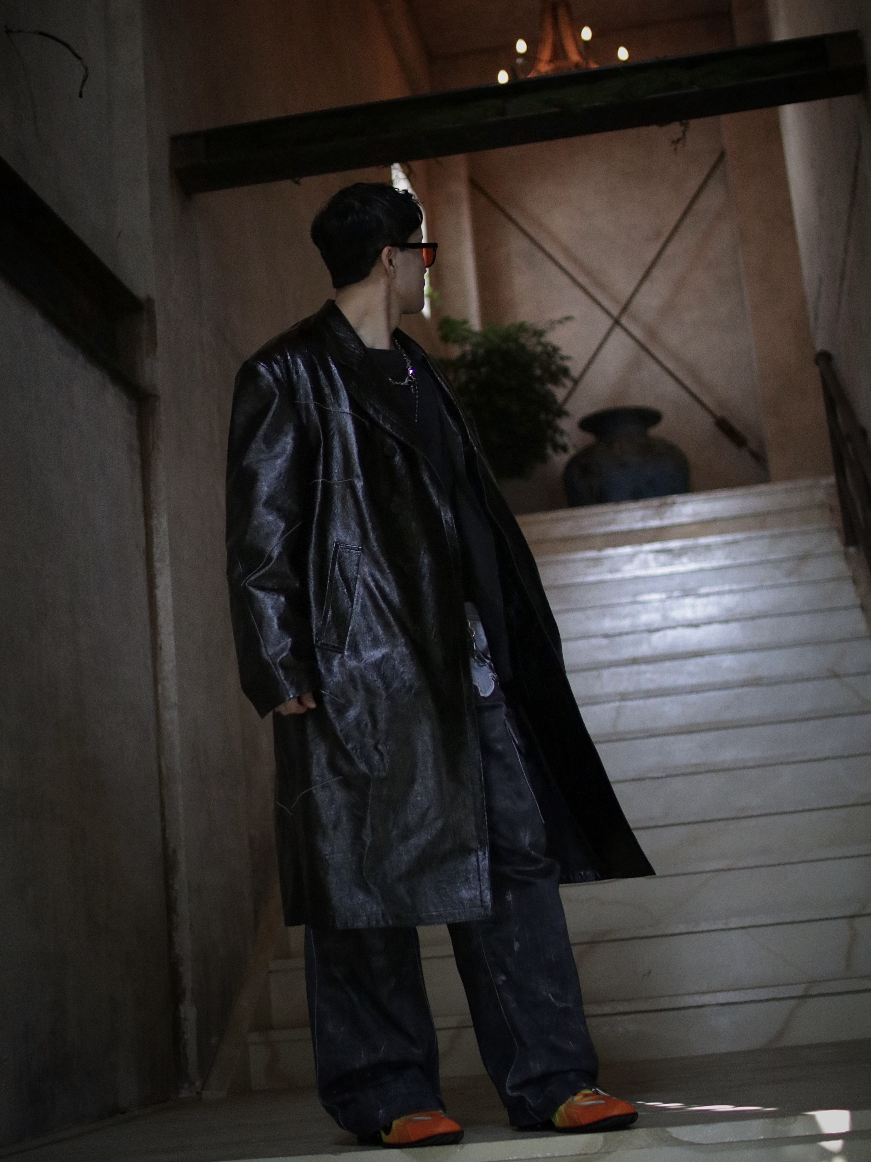 Vacant Archive Blenheim Double Stud Belt Black, Nike x Martine Rose Shox MR4 Safety Orange 착용 스타일 - 2