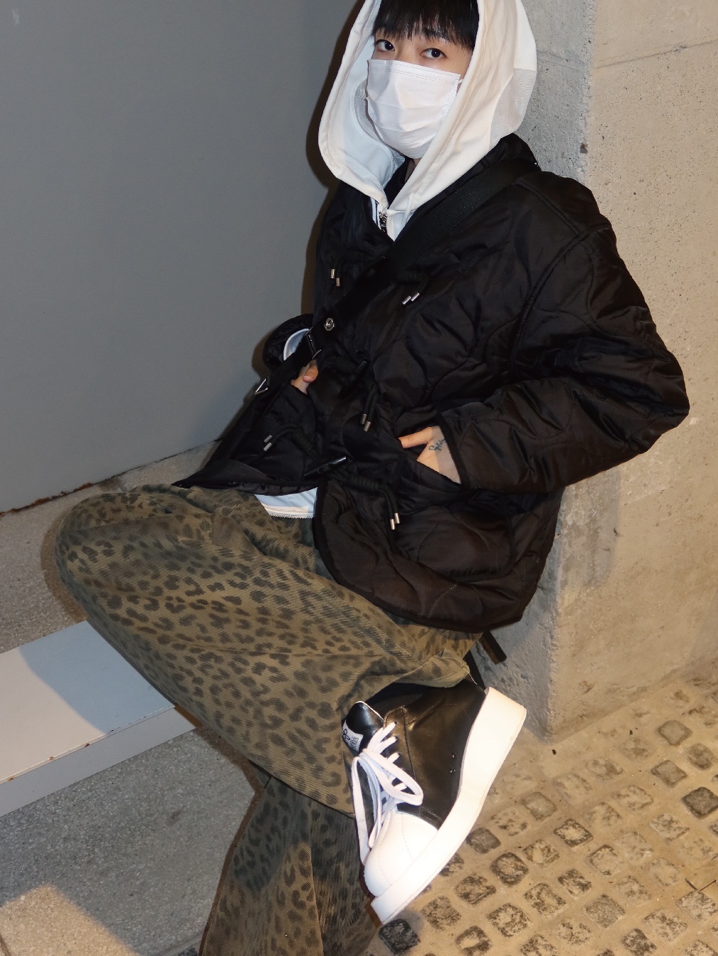 ersco Leopard Baggy Trousers Khaki 착용 스타일 - 3