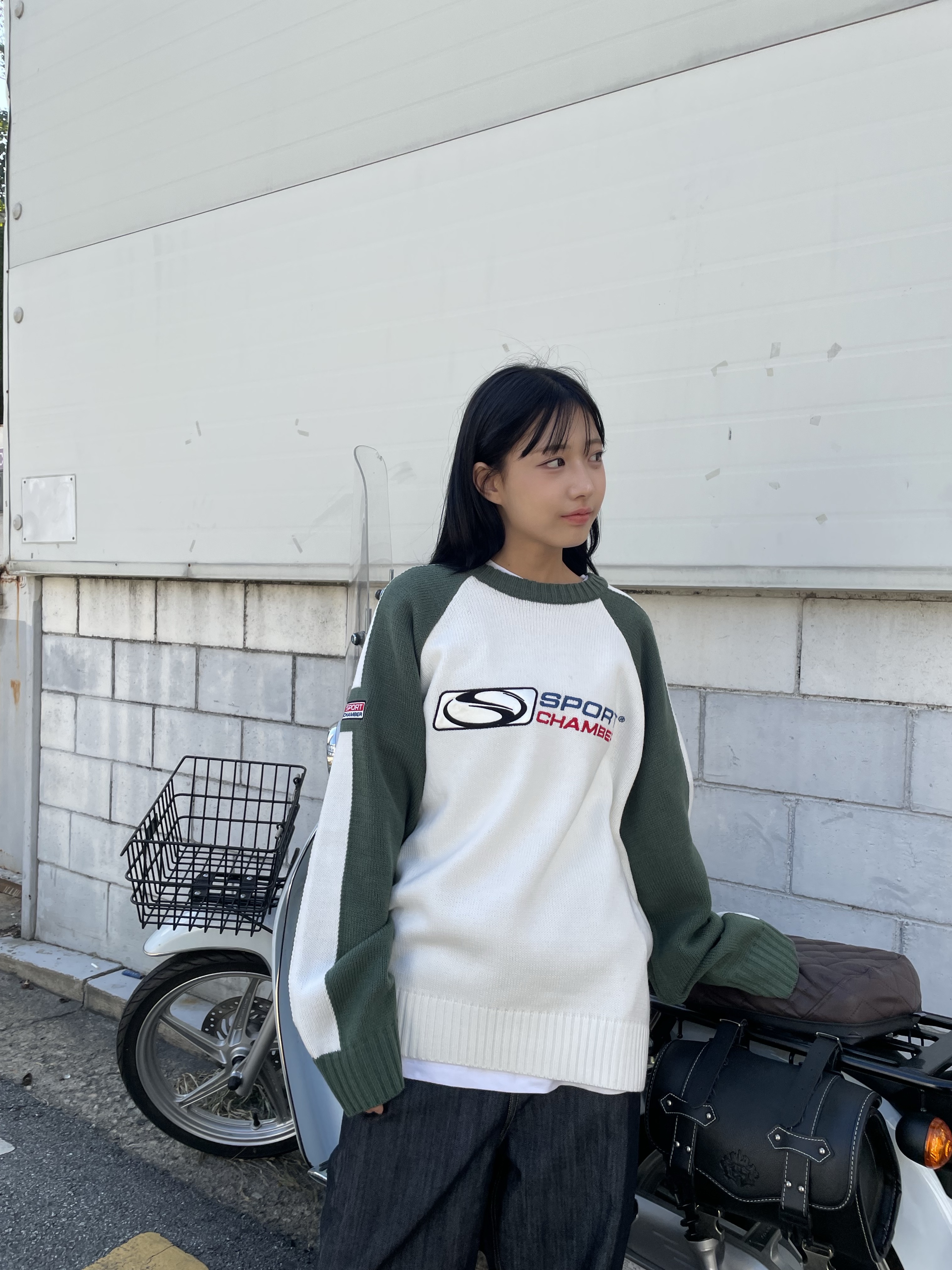 SPORT CHAMBER SC Flash Raglan Sweater Green 착용 스타일 - 3