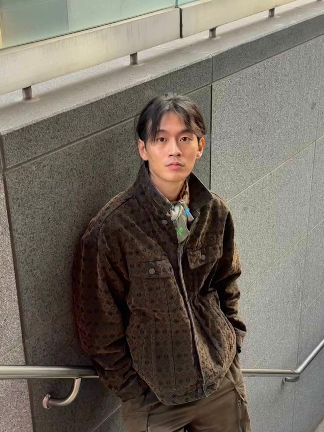 Supreme Flocked Denim Trucker Jacket Black - 24FW 착용 스타일